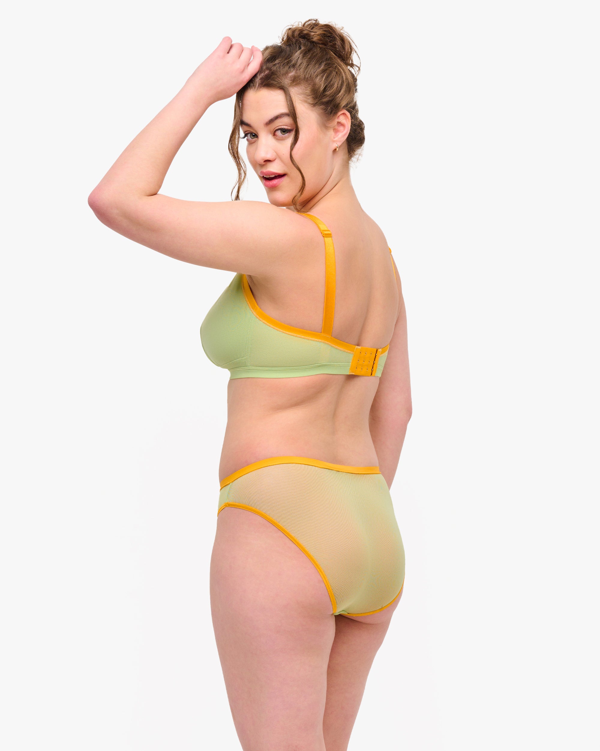 Soire Limoneto Bikini Set - Floral Citrus Print Swimwear for Women, Beach Vacation & Pool Party Essential