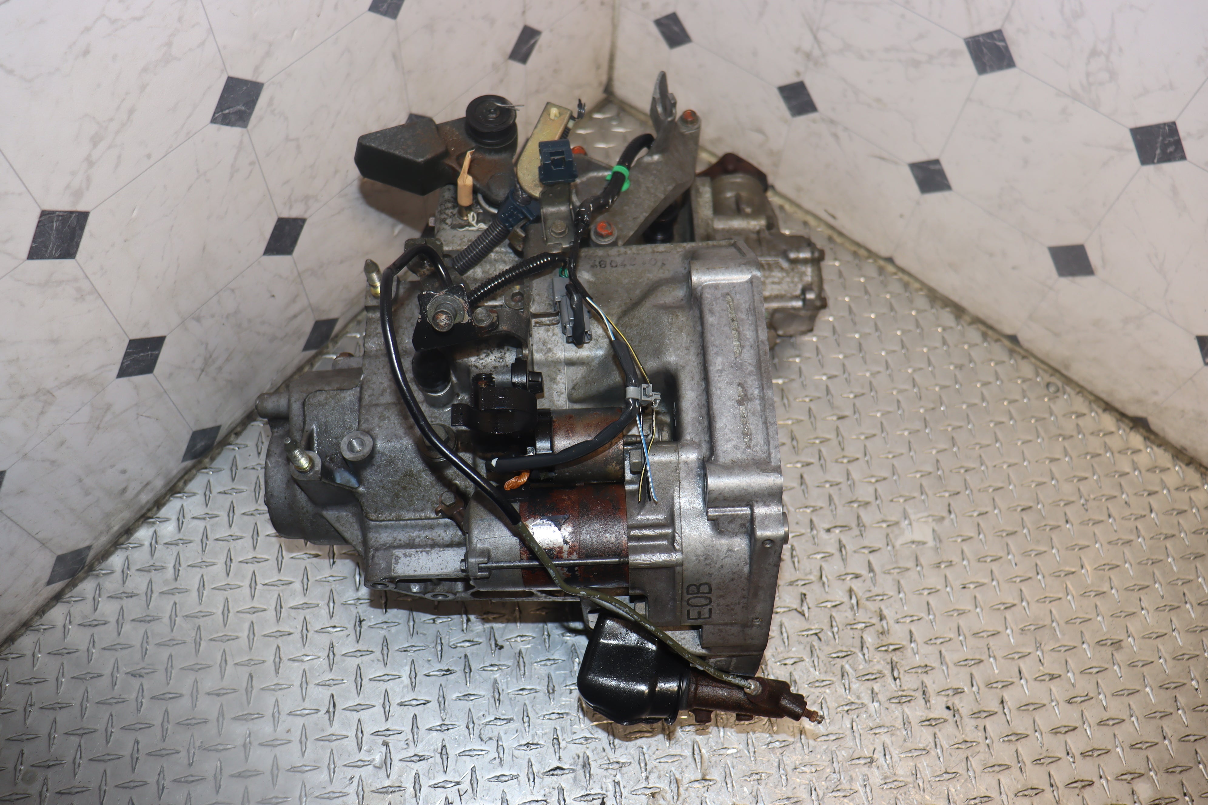 JDM B20B Manual Transmission for 1997-2001 Honda CR-V 2.0L Engine - Perfect for Honda CR-V Transmission Replacement & Performance Upgrades