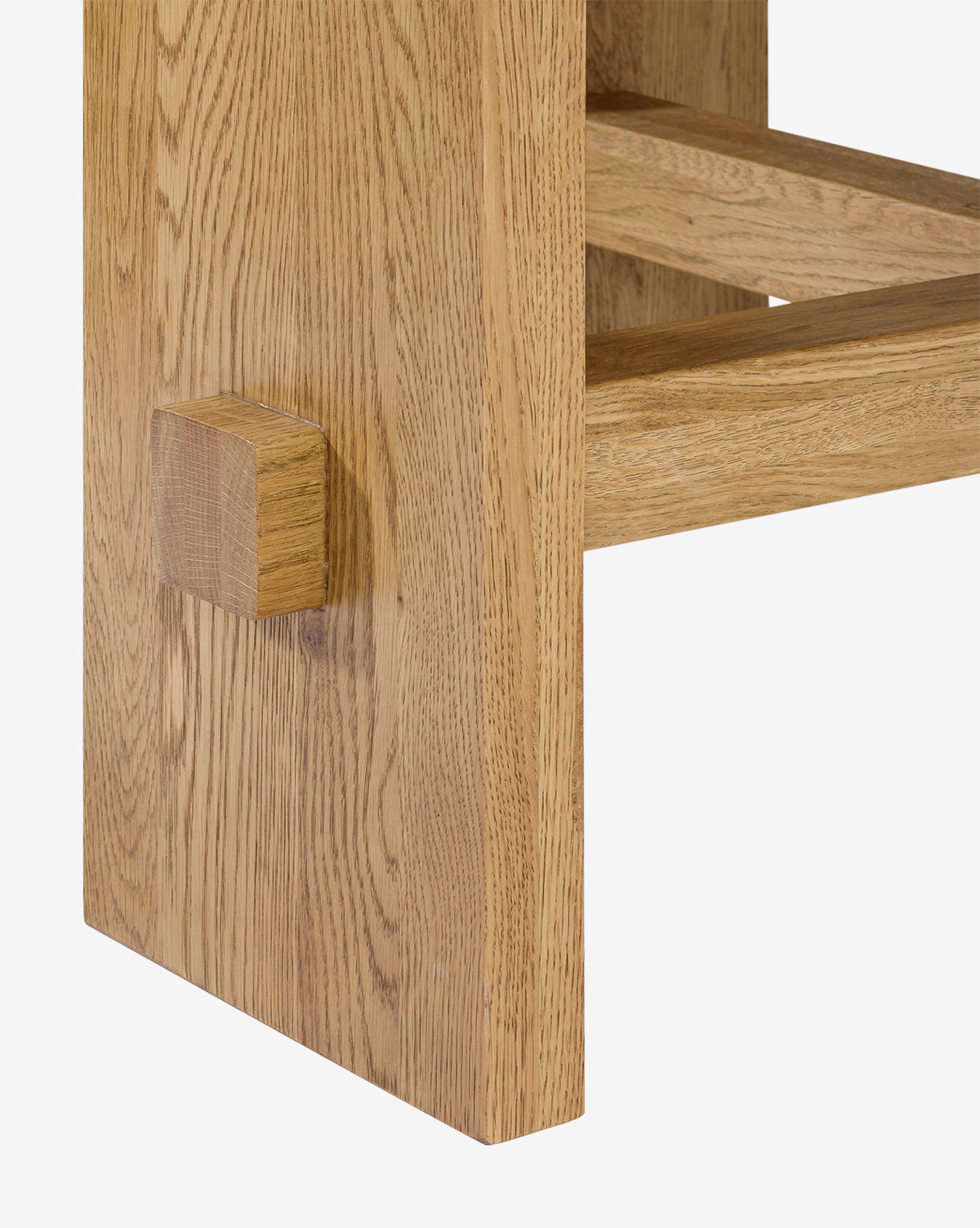 Modern Newbold Dining Table - Solid Wood Kitchen Table for 6 - Stylish Farmhouse Dining Room Furniture for Family Gatherings & Dinner Parties