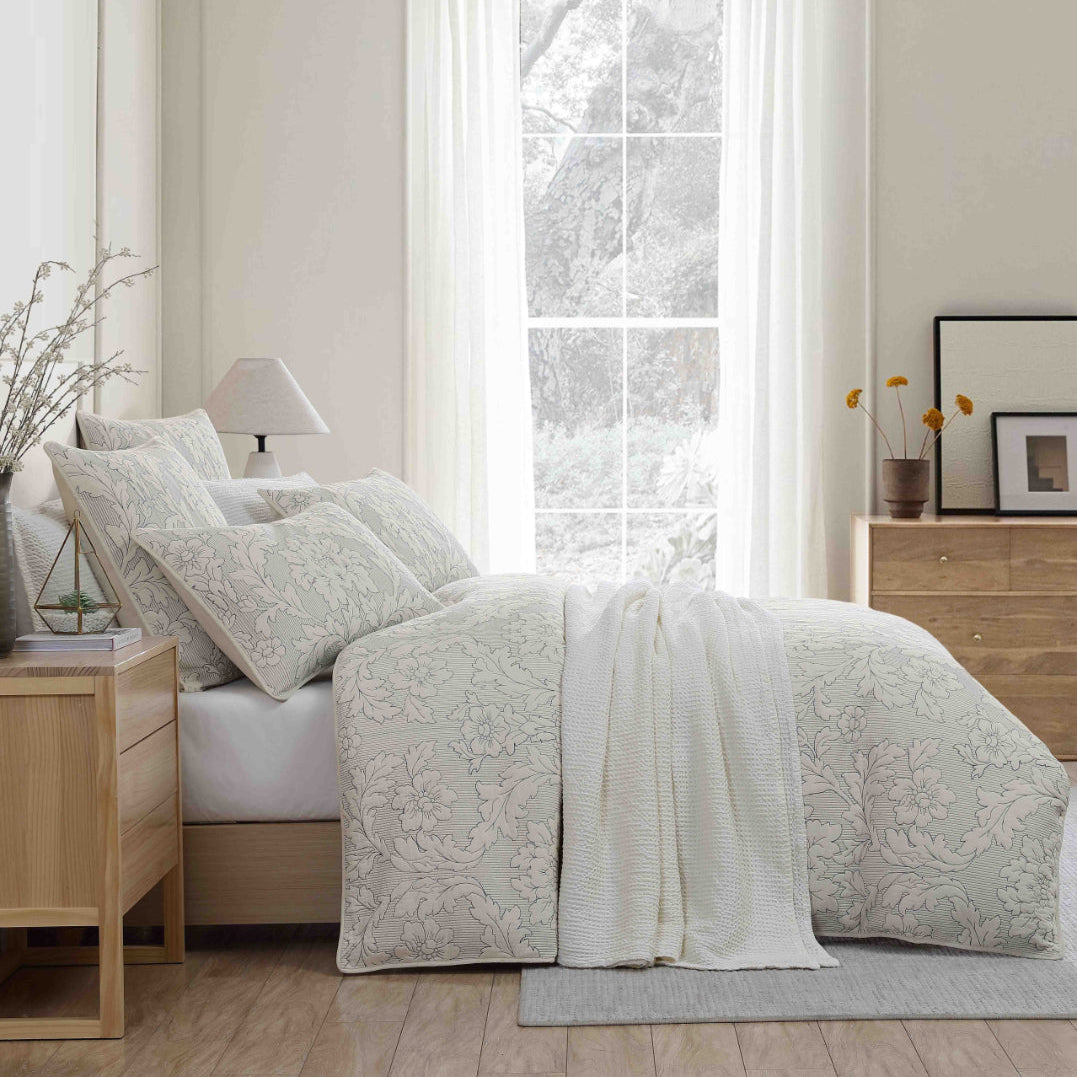 Luxury Fleur Ink Quilt Cover Set - Premium Bedding Collection for Master Bedroom & Guest Room - Soft Floral Pattern Duvet Cover with Pillowcases - Perfect for Home Decor & Hotel Style Bedding