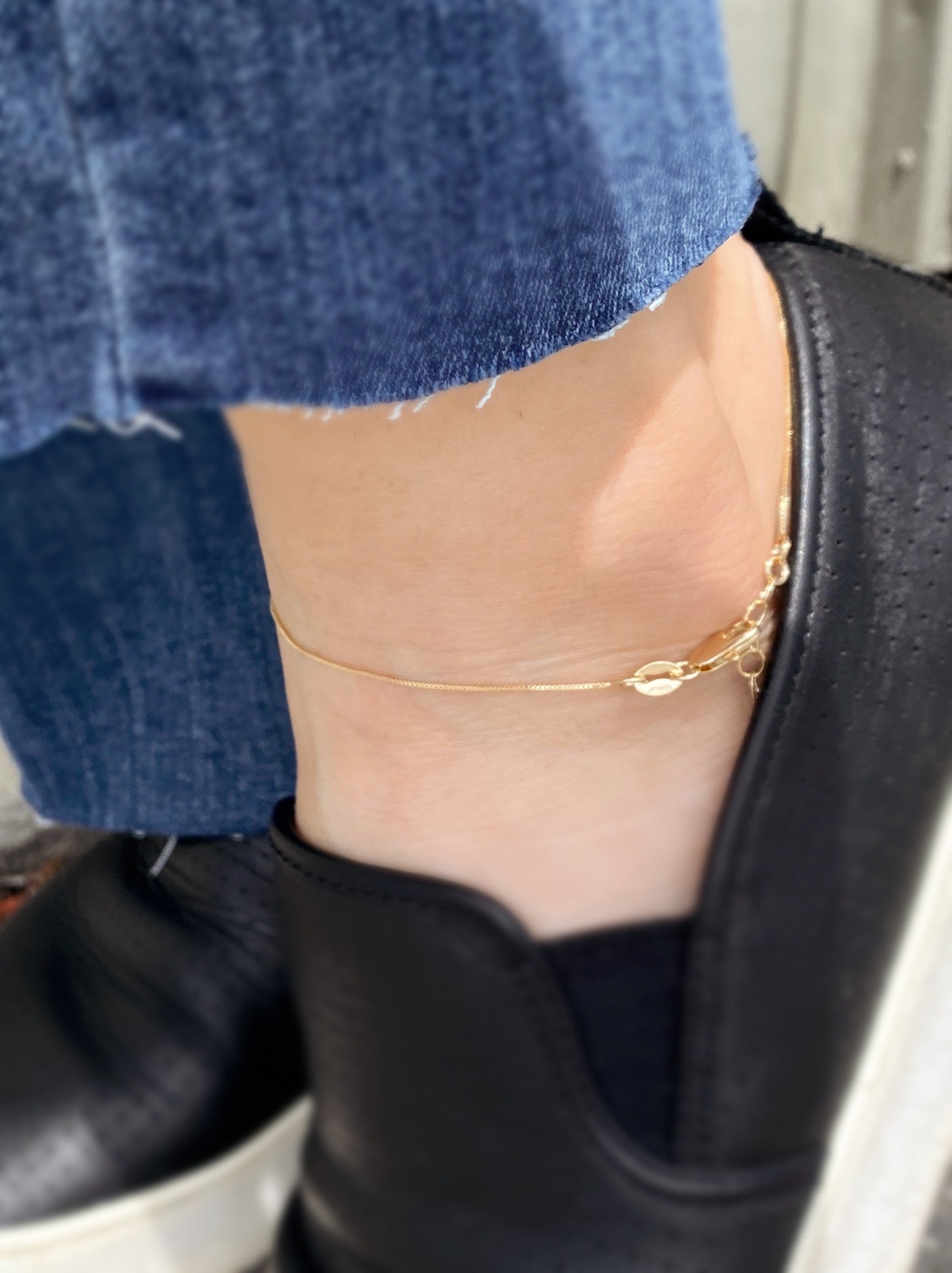 18K Gold Filled 0.5mm Box Chain Anklet Bracelet for Women - Dainty Delicate Ankle Jewelry for Everyday Wear, Beach Vacation & Special Occasions