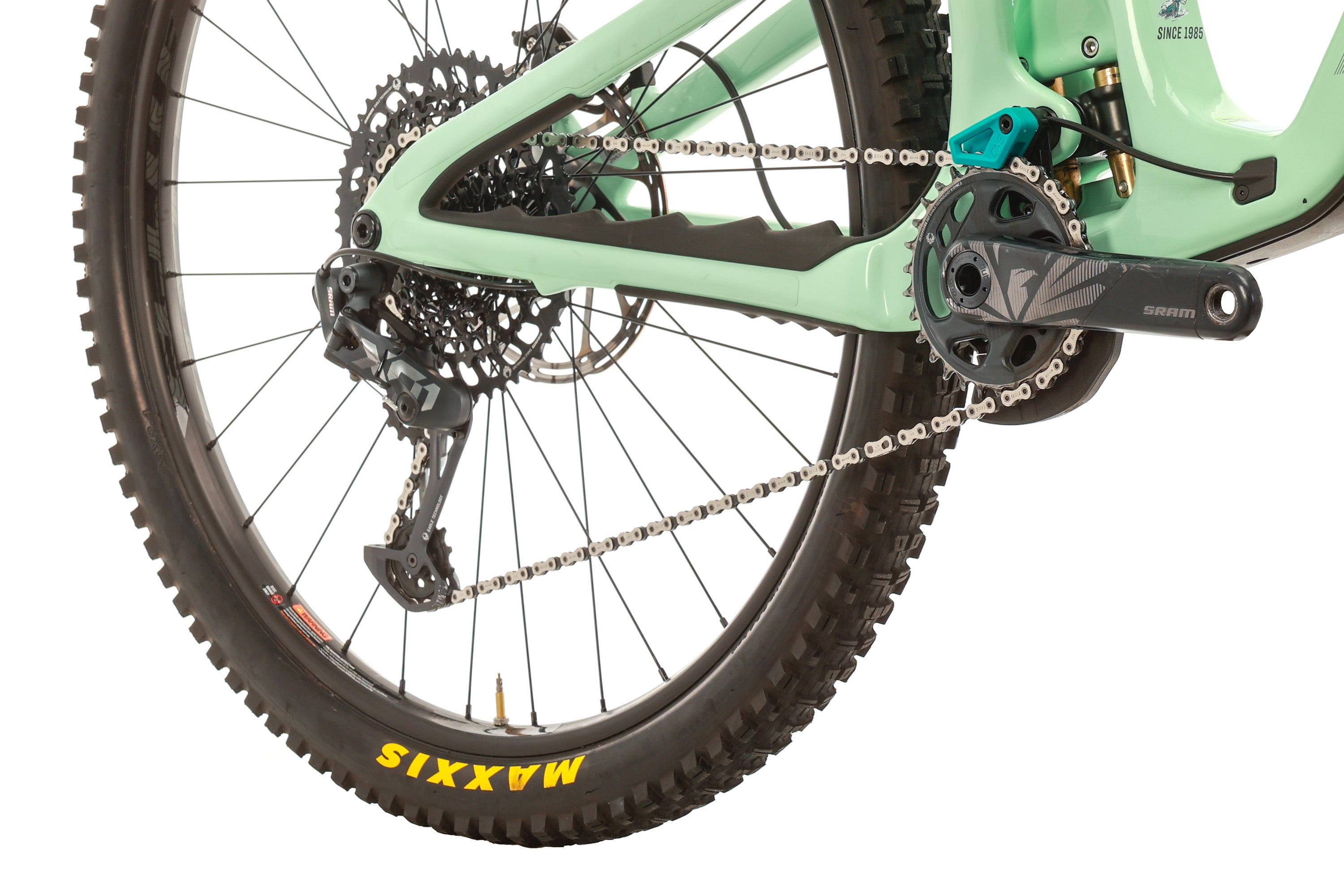 2023 Yeti SB160 T1 Mountain Bike - Large Size | High-Performance Full Suspension Trail Bike for Off-Road Adventures & Mountain Trails