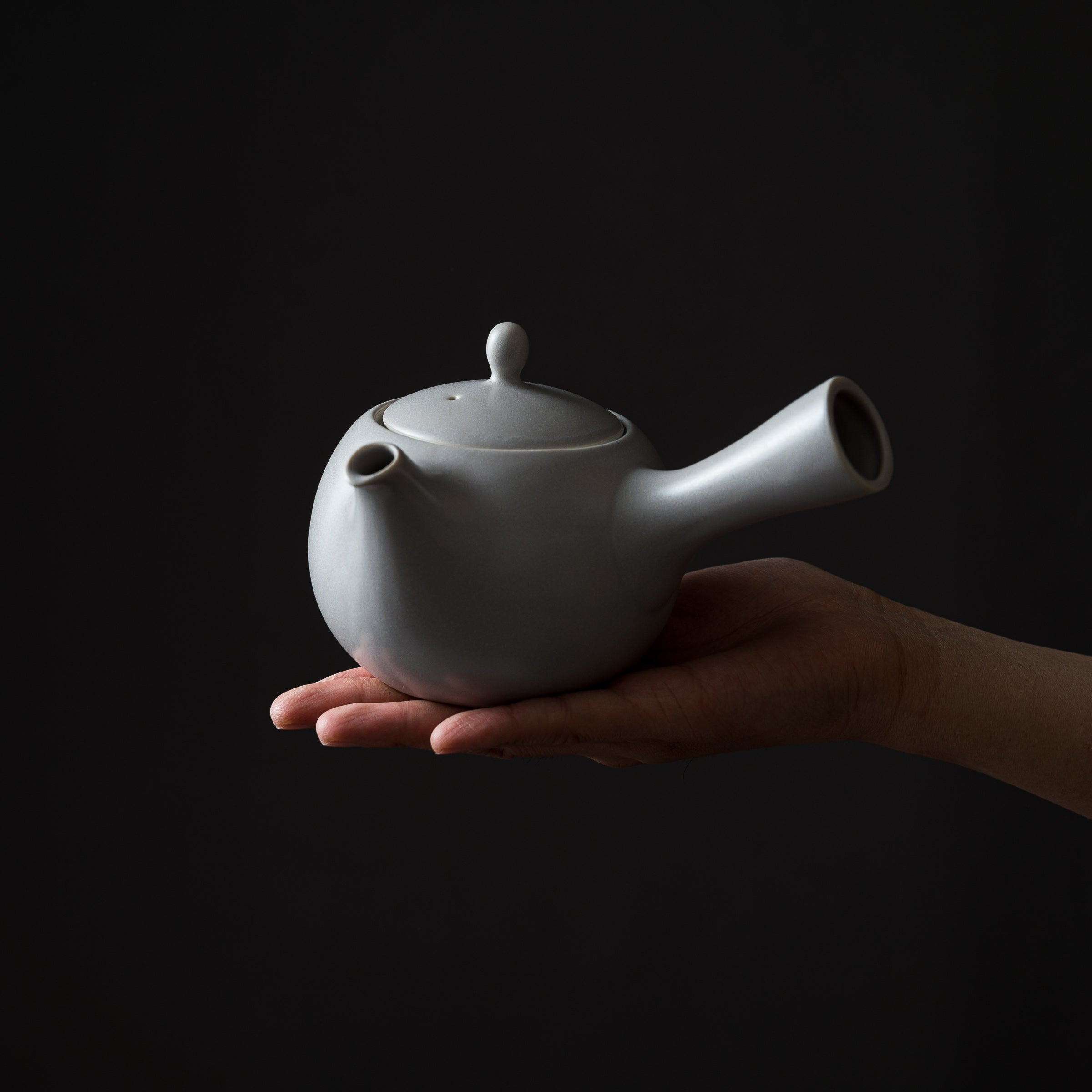 Yui Kyusu Japanese Teapot 330ml - Side Handle, 4 Colors - Perfect for Green Tea, Matcha & Herbal Brewing at Home or Office