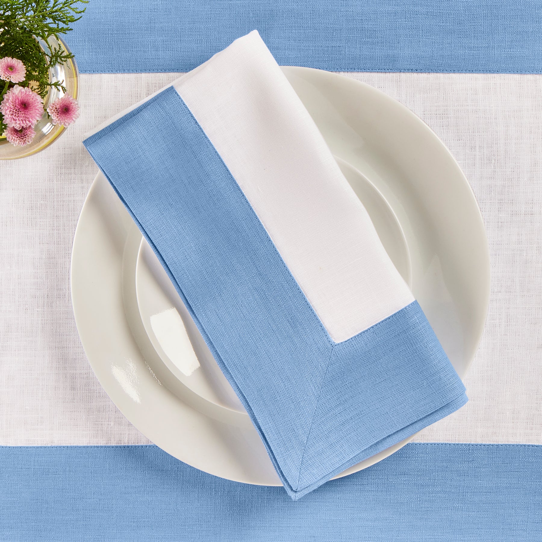 Elegant Contempo Napkins - Set of 4 Premium Cotton Dinner Napkins for Formal Dining, Parties & Special Occasions