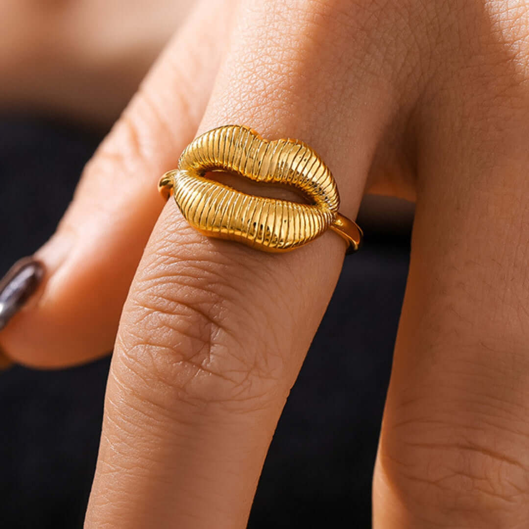 Quirky Kissing Lip Ring Stackable - A933 | Fun & Stylish Body Jewelry for Parties, Dates & Self-Expression