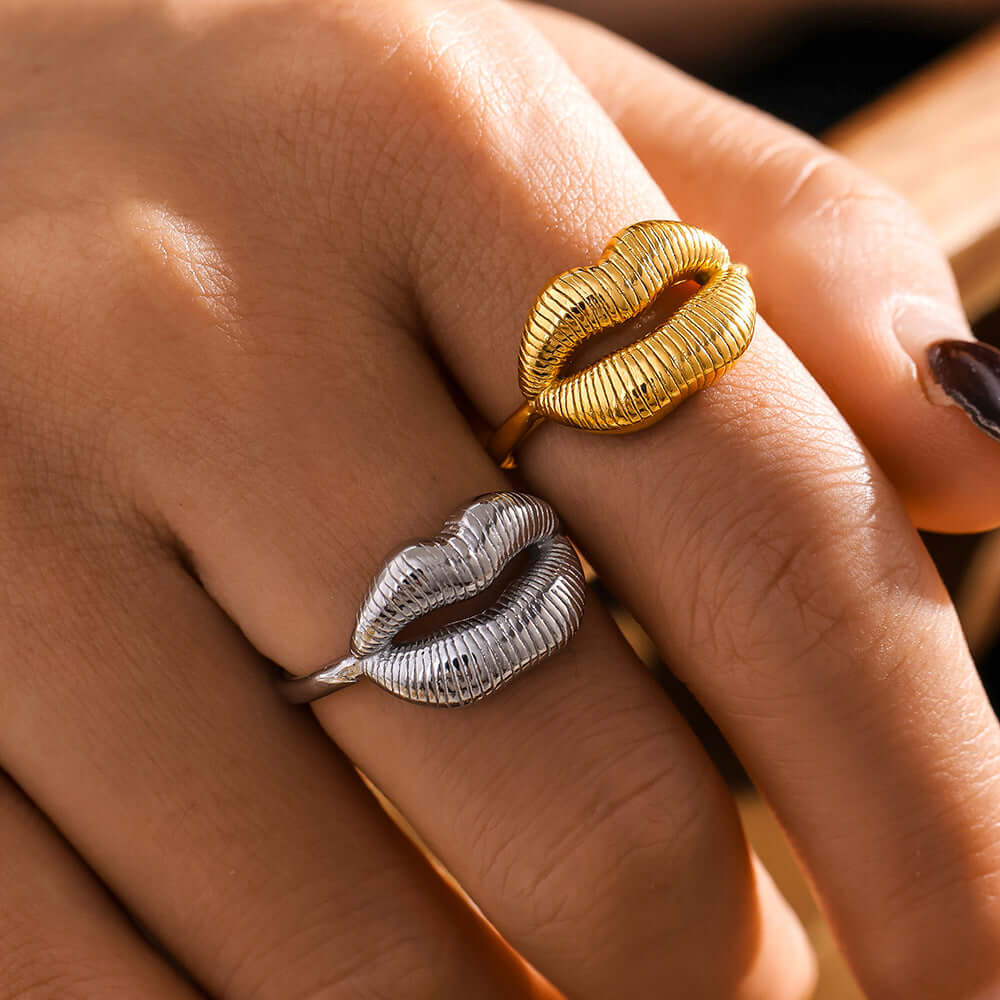 Quirky Kissing Lip Ring Stackable - A933 | Fun & Stylish Body Jewelry for Parties, Dates & Self-Expression