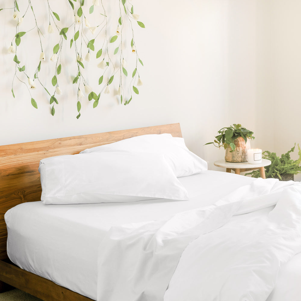 Premium 400 Thread Count Cotton Sateen Sheet Set - Queen Size White Bed Sheets - Soft & Breathable for Ultimate Comfort - Perfect for Master Bedroom, Guest Room & Luxury Hotels