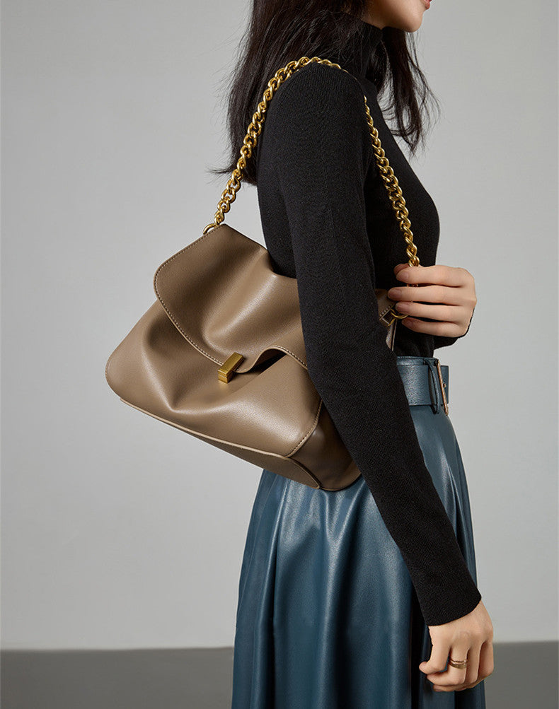 Stylish Crossbody Chain Shoulder Bag for Women - Fashionable & Lightweight Purse for Daily Use, Work, and Evening Events