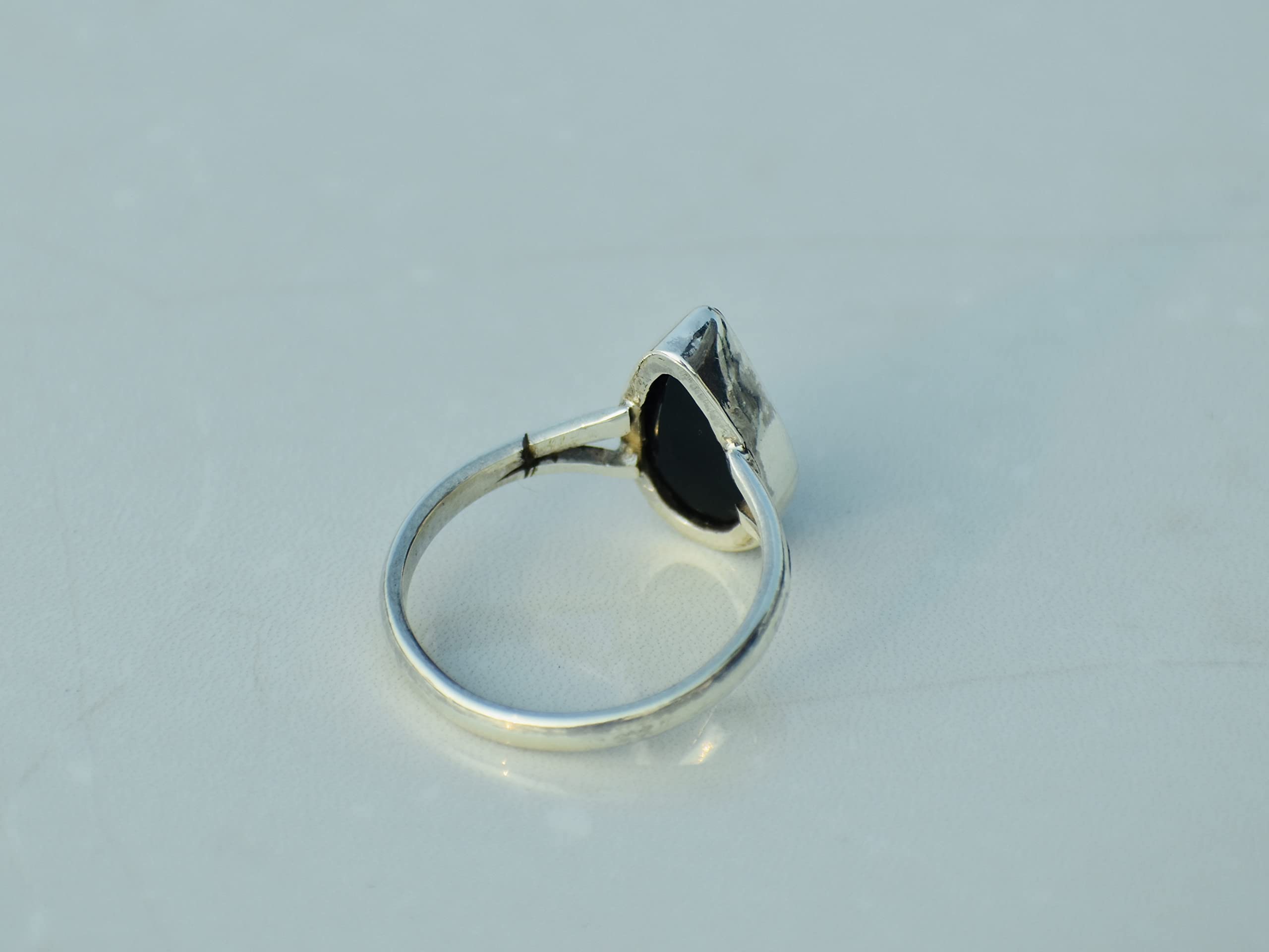 925 Sterling Silver Black Onyx Ring for Women - Handmade Gemstone Jewelry, Elegant Pear Onyx Ring, Perfect Everyday Wear & Gift for Her - Ideal for Parties, Weddings, and Special Occasions