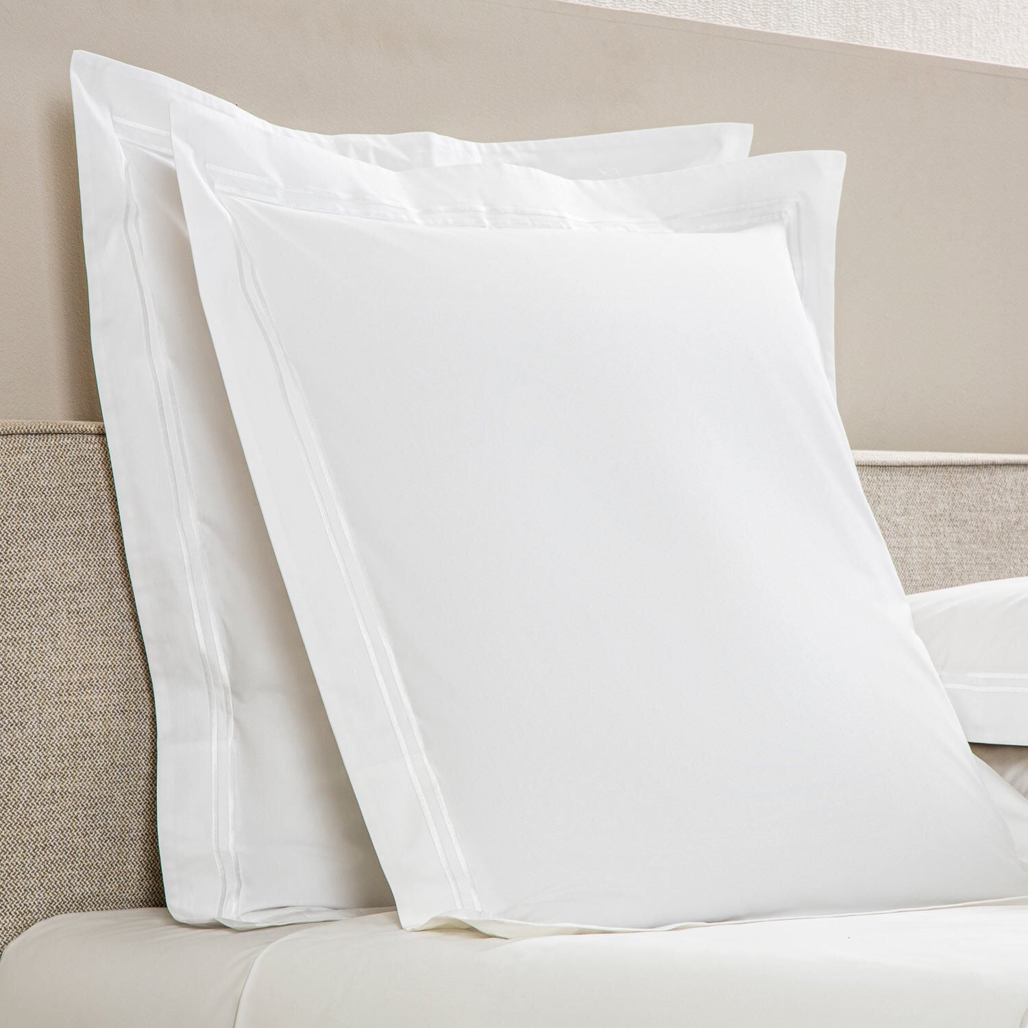 Frette Hotel Classic Euro Sham Pillowcase - Luxury White Cotton Bedding for Home & Hotel Use - Perfect for Master Bedroom, Guest Room, and Airbnb Stays