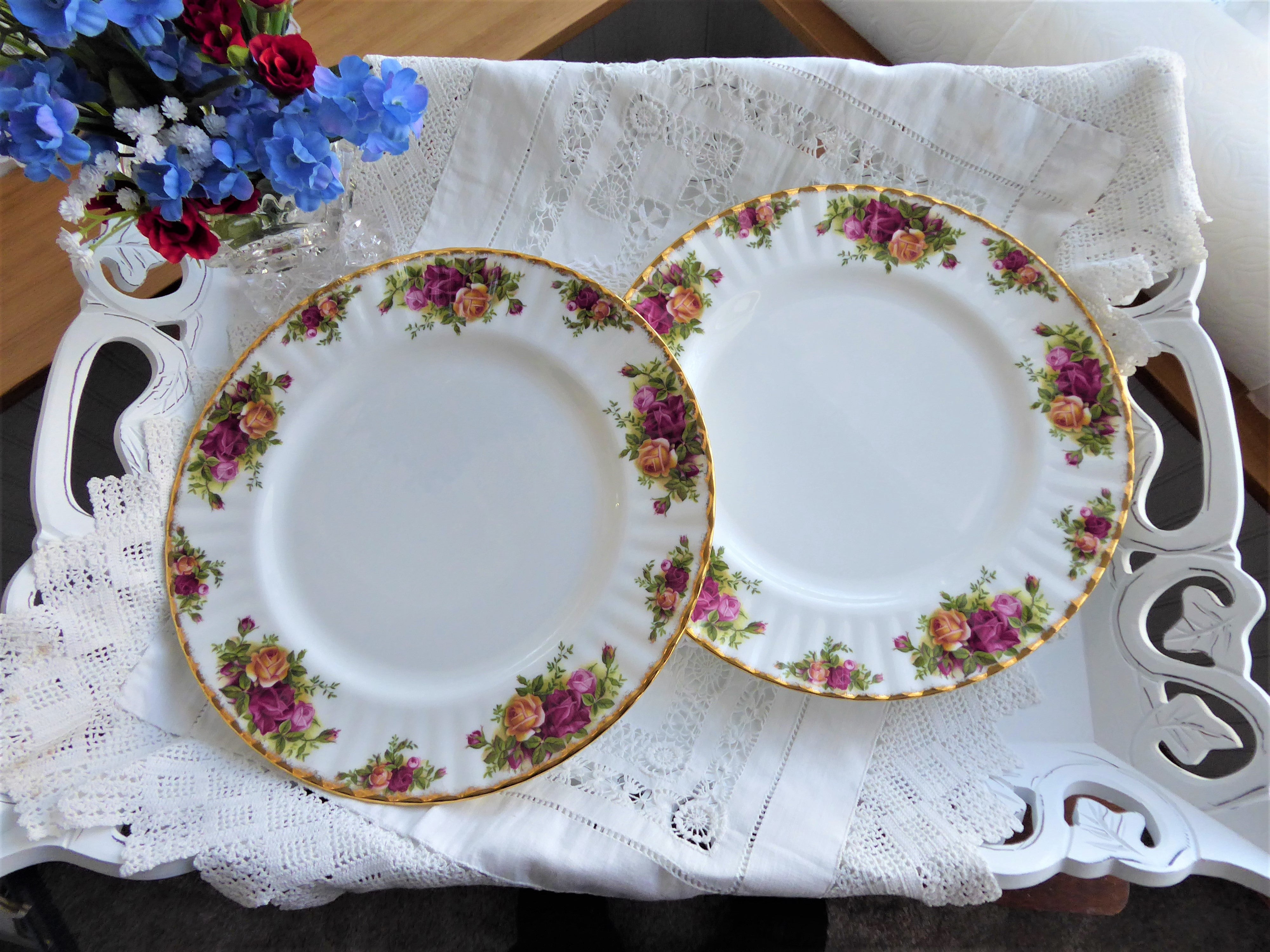 Royal Albert Old Country Roses Dinner Plate Set - Vintage English Bone China (1993-2002) | Elegant Tea Party & Special Occasion Tableware