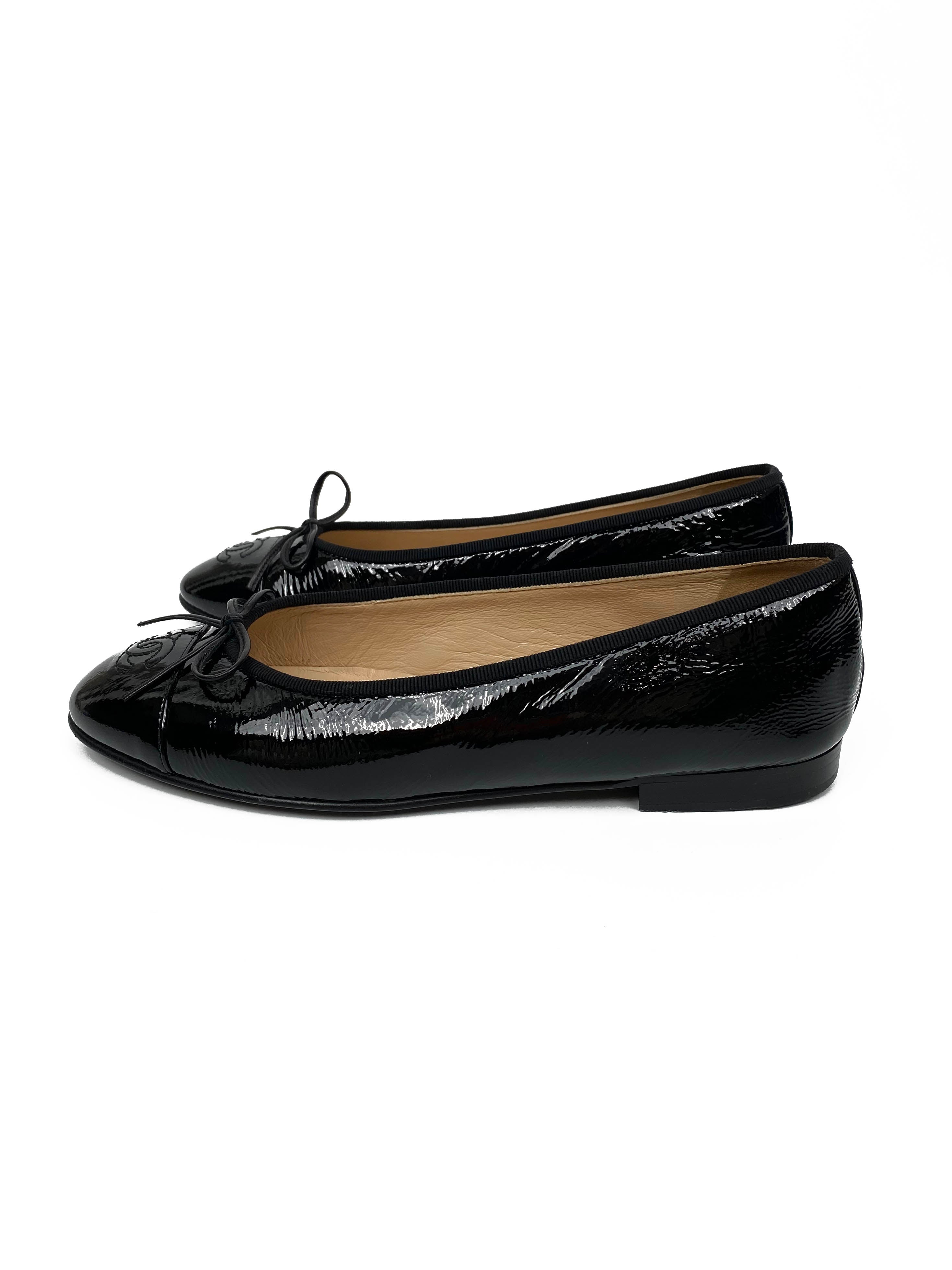 Chanel Black CC Cap Toe Ballet Flats Size 39 - Women's Luxury Leather Flats for Work, Party & Everyday Wear