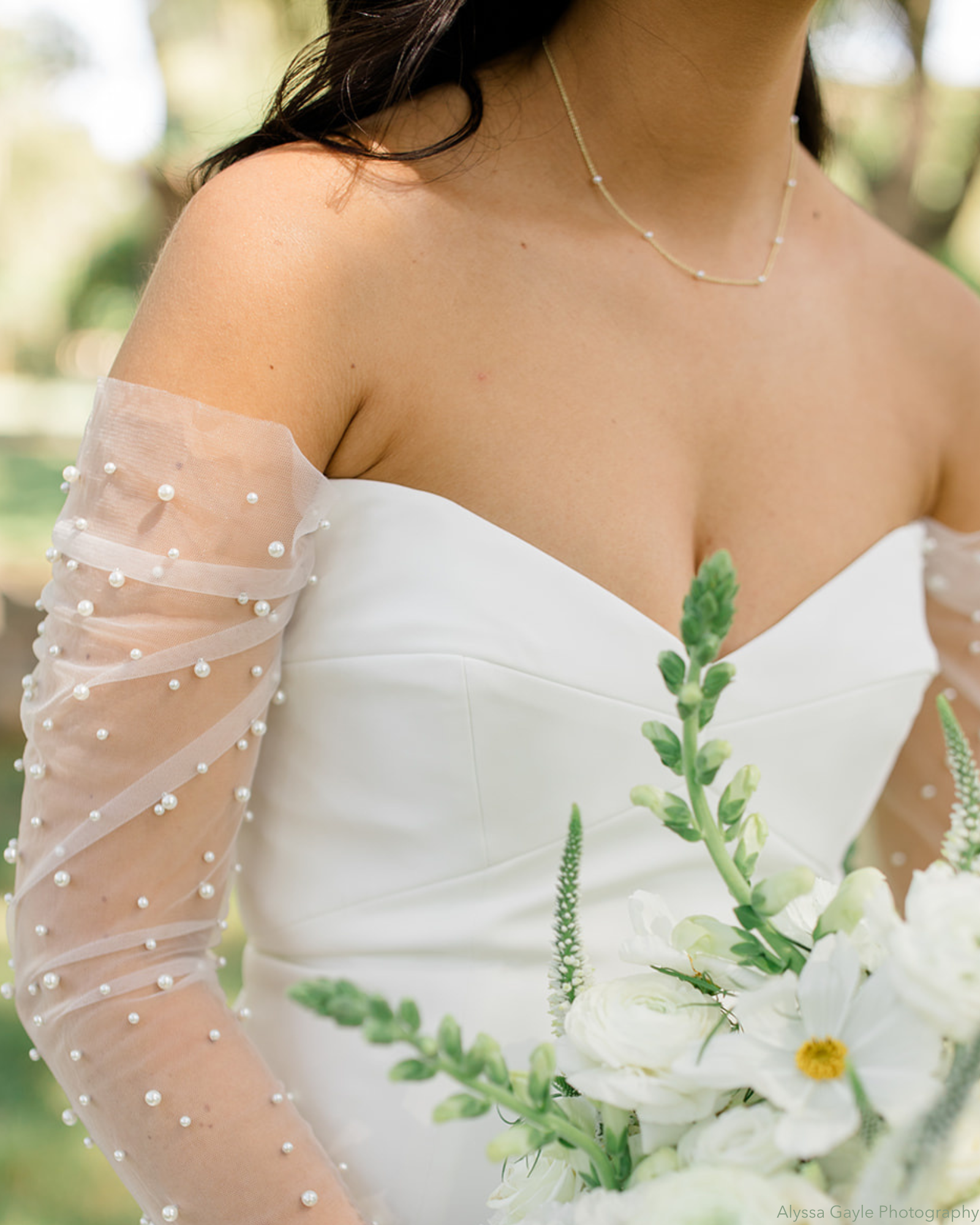 Elegant Scattered Pearl Necklace for Women - Dainty Layered Pearls Jewelry Gift for Bridal, Party & Special Occasions