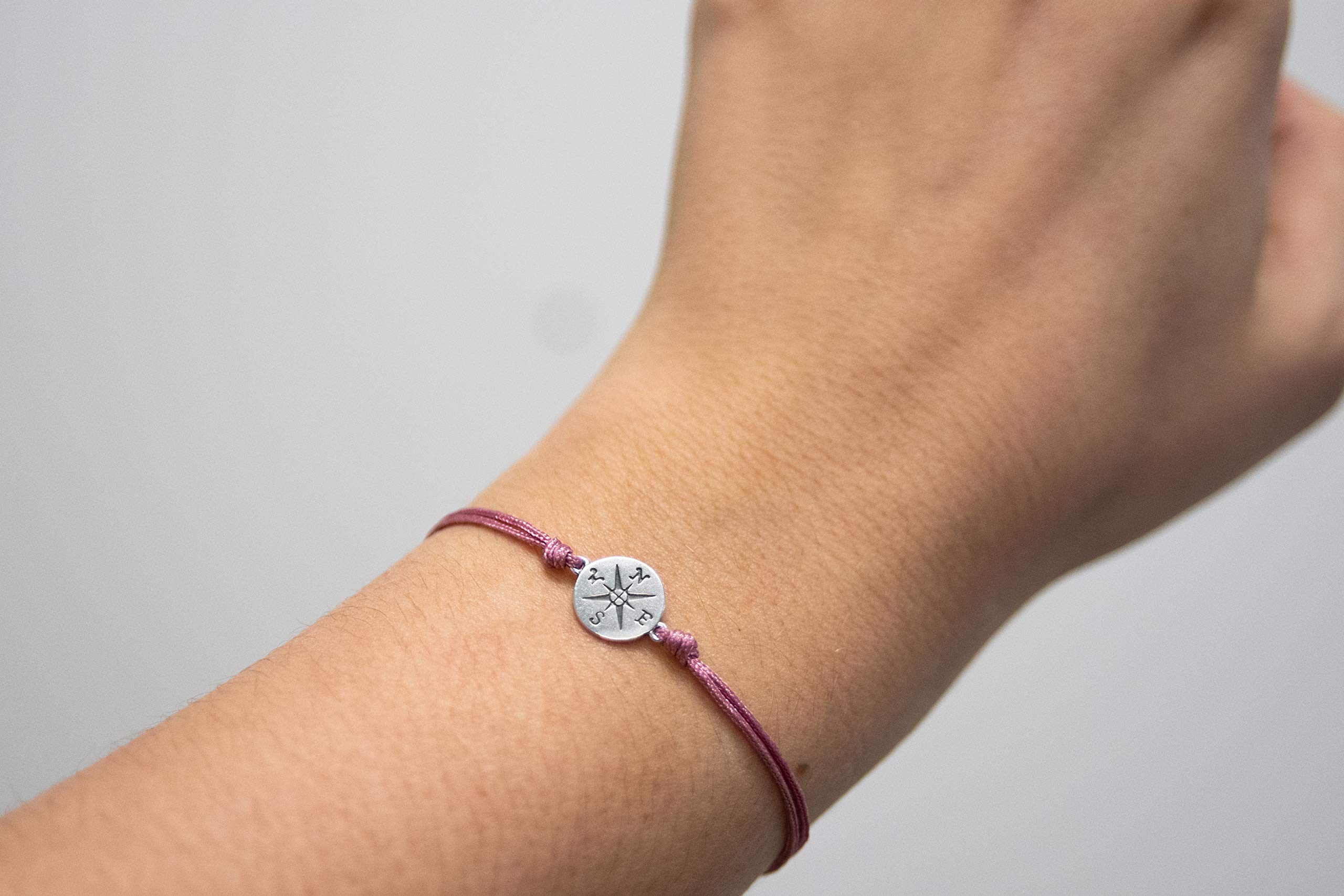 EFYTAL Matching Couple Compass Bracelets for Boyfriend & Girlfriend - Long Distance Relationship Gifts, Promise & Friendship Bracelets for 2 - Perfect for Anniversaries, Valentine's Day & Romantic Getaways