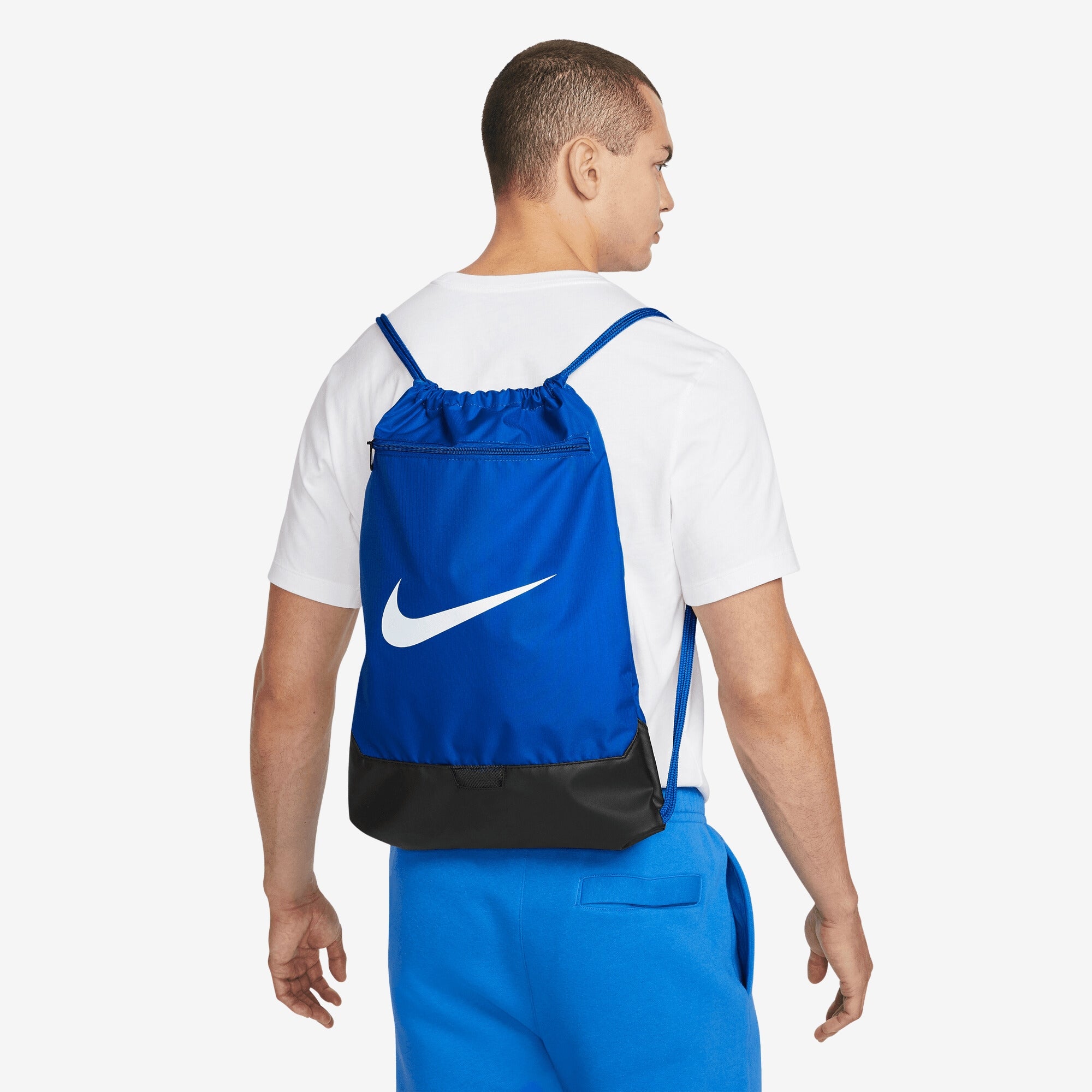 Nike Brasilia 9.5 Gym Duffel Bag for Men & Women - Large Sports Tote with Shoulder Strap - Perfect for Workout, Travel, Gym & Sports Equipment Storage