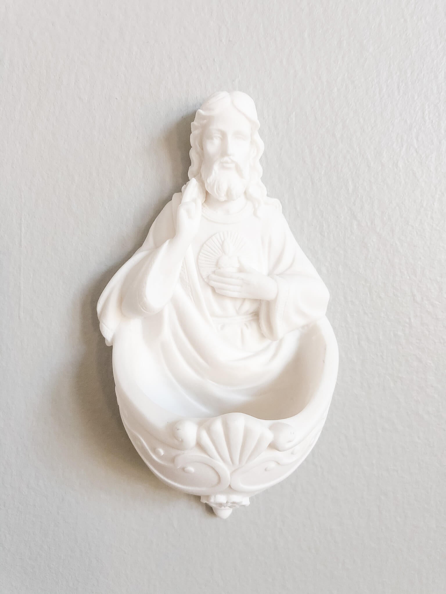 Sacred Heart Holy Water Font - Catholic Religious Wall Decor for Home, Church & Prayer Room - Perfect for Baptism, Blessings & Spiritual Decor