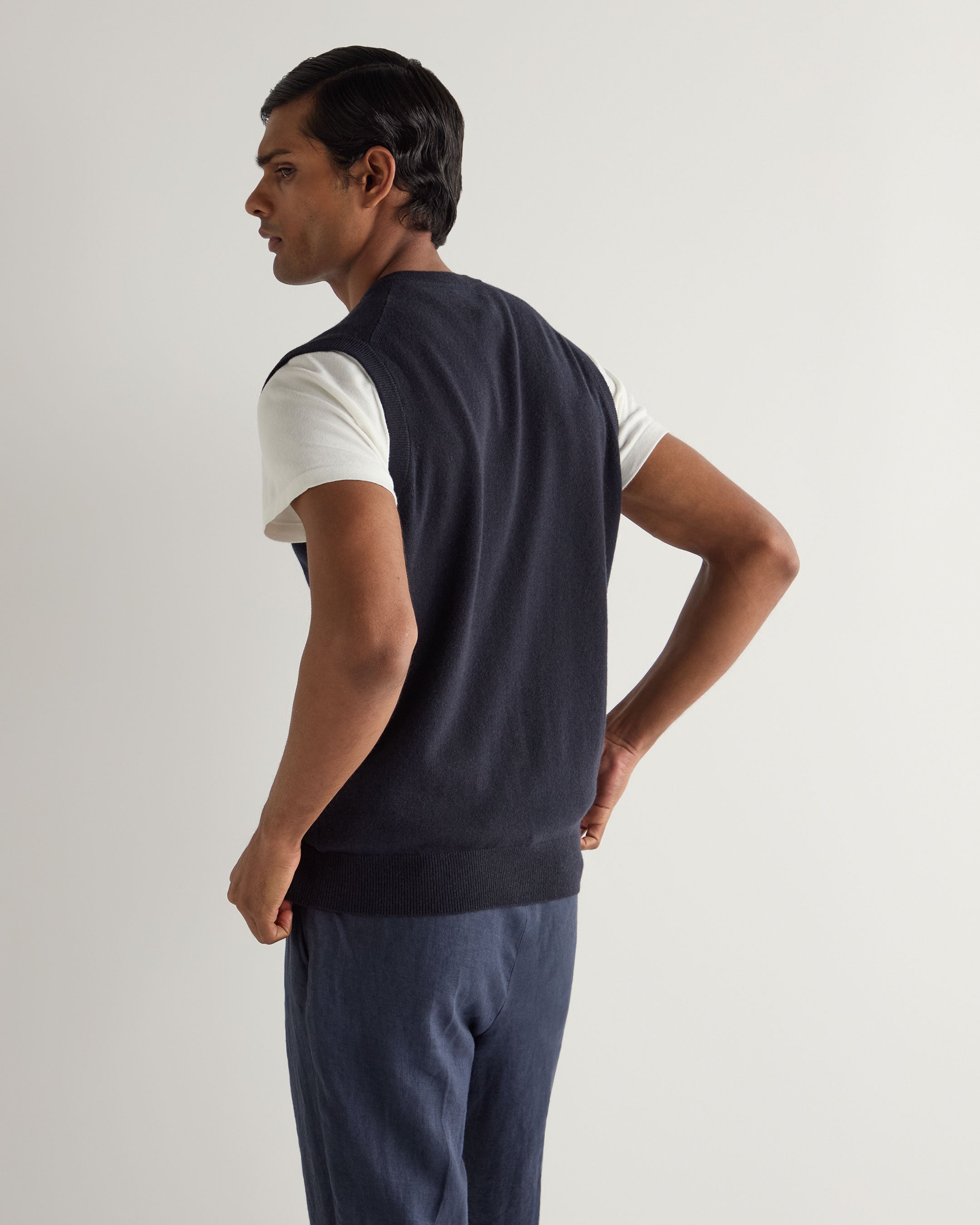 Premium Men's Westminster Cashmere Sweater Vest Navy Blue - Warm & Stylish Layering for Office, Business Casual & Winter Outfits