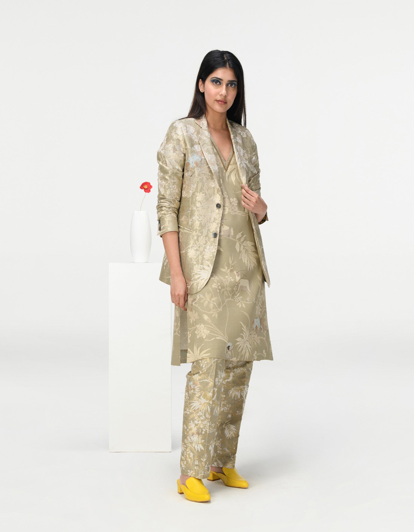 Elegant Rana Blazer in Silk Brocade - Oyster Grey | Women's Formal Wear for Office, Parties & Special Occasions