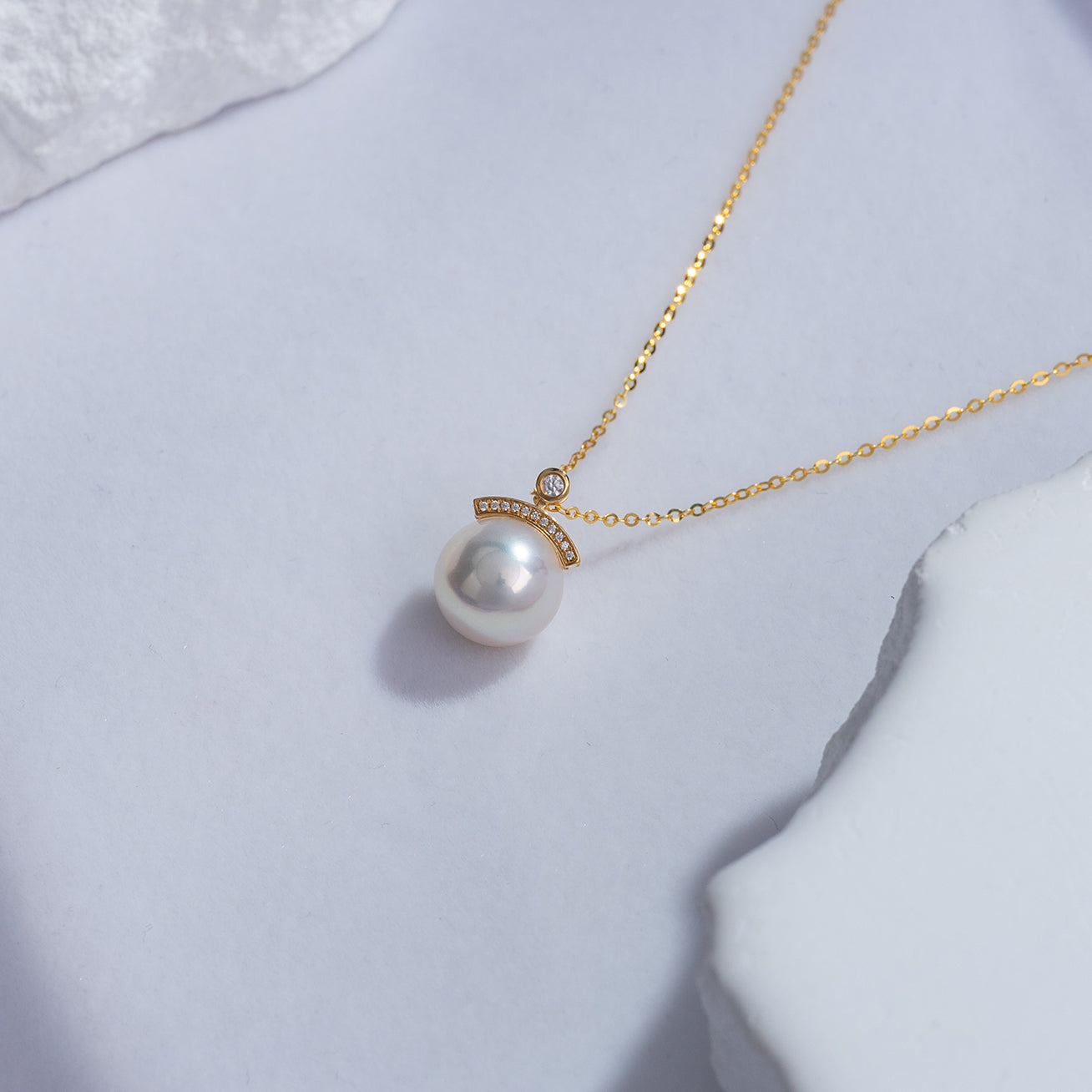 18K Gold Edison Pearl Necklace KN00112 - Elegant Pearl Jewelry for Women, Perfect for Weddings, Parties & Special Occasions