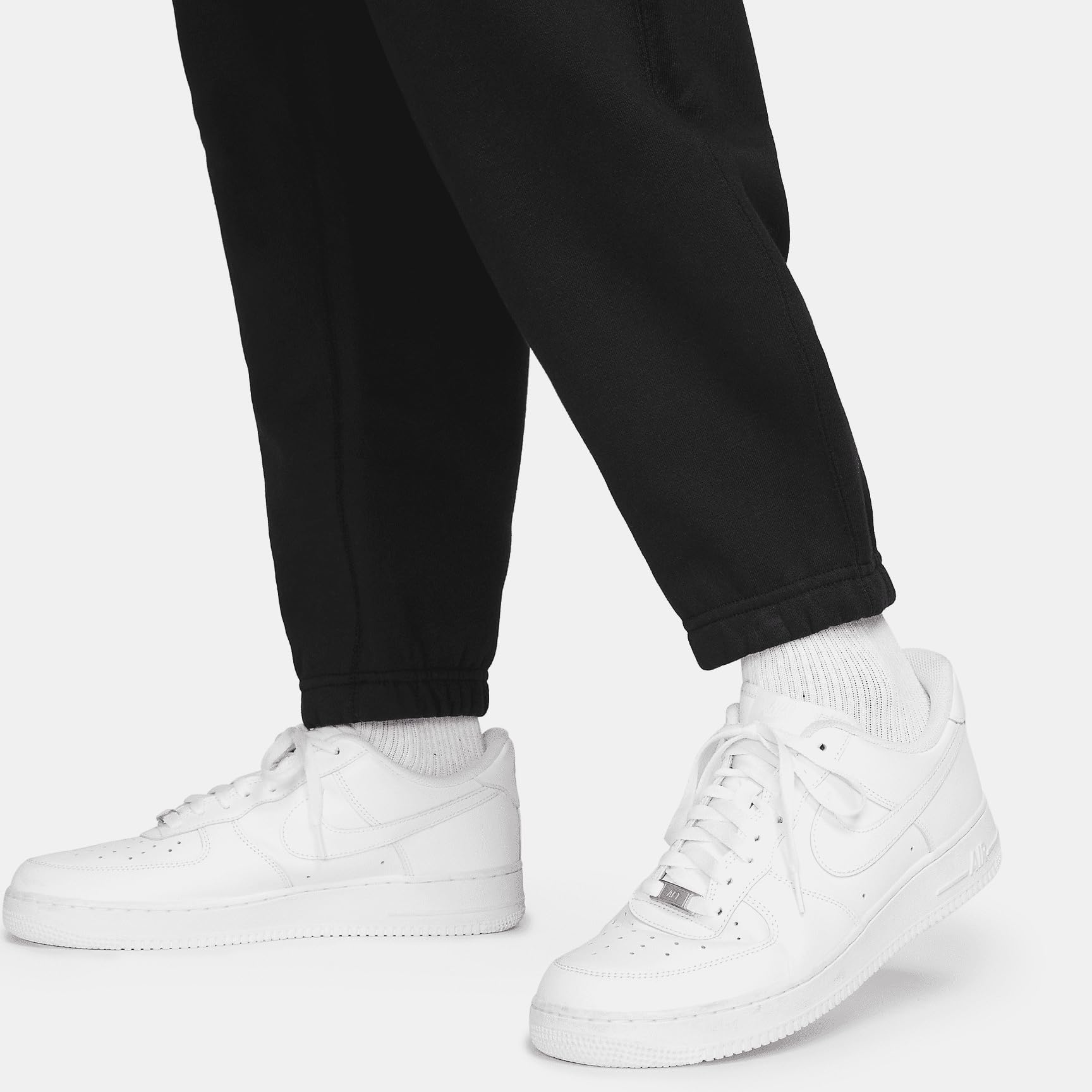 Nike Solo Swoosh Men's Fleece Sweatpants - Soft Comfortable Joggers for Casual Wear & Lounge (Black/White, Large) - Perfect for Gym, Running, and Everyday Relaxation