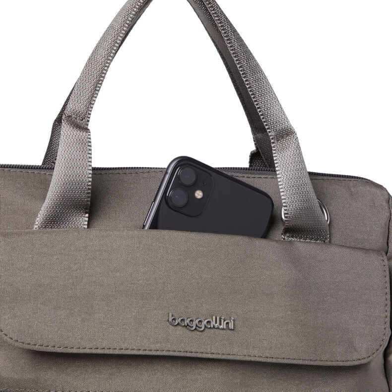 Baggallini Modern Everywhere Laptop Backpack for Women & Men - Lightweight Water-Resistant 15.6 Inch Laptop Bag with USB Charging Port - Perfect for Work, Travel & School