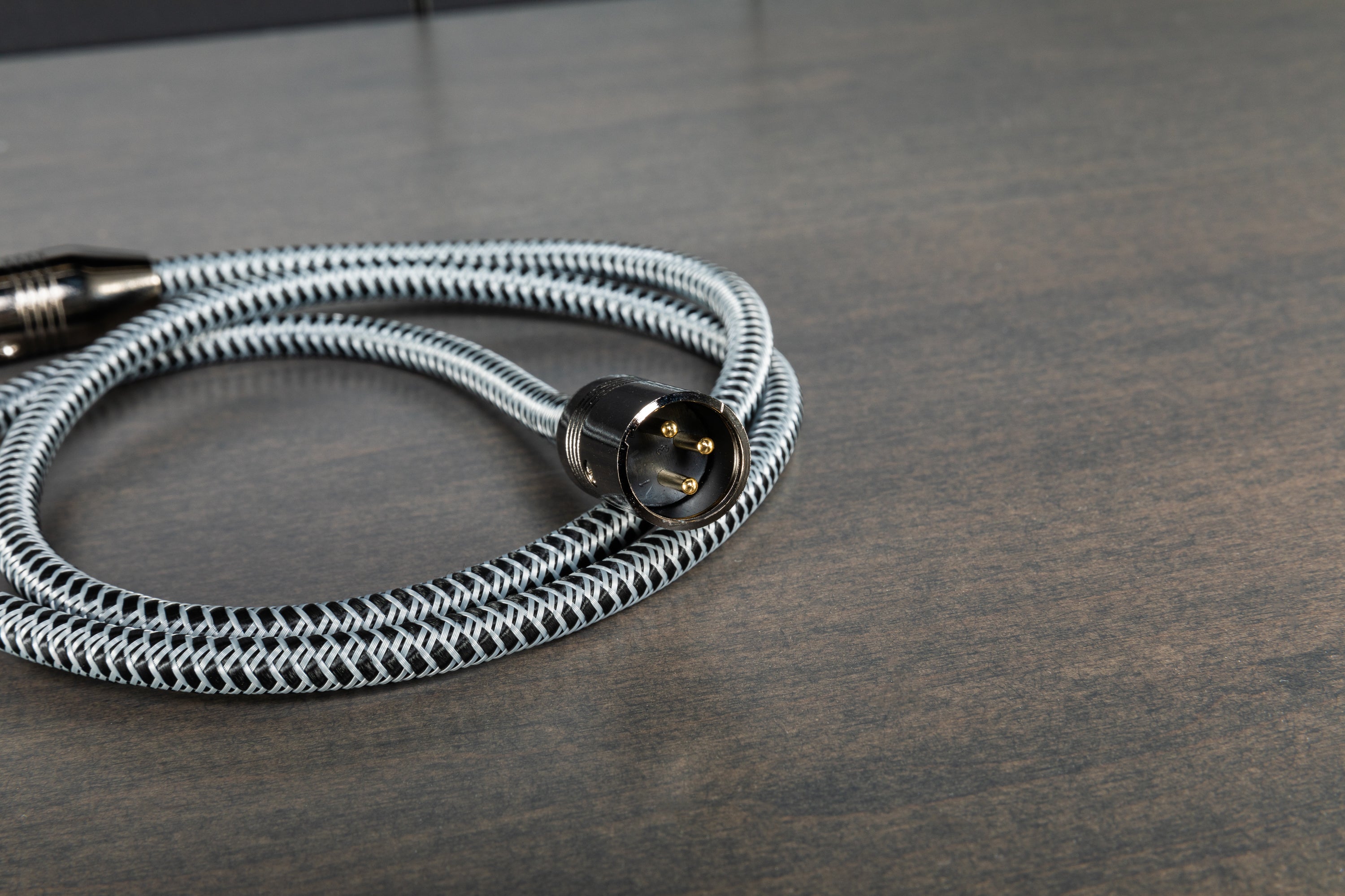 Velox Balanced XLR Cable - Professional Audio Cable for Studio Recording, Live Sound & DJ Equipment - High-Quality Shielded XLR Male to Female Cable for Microphones, Mixers & Audio Interfaces