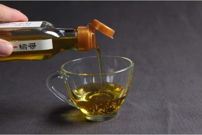 Premium 100% Korean Roasted Sesame Oil - Lee Woong Food Traditional Sesame Seed Oil 250ml (8.45oz) - Perfect for Asian Cooking, Salad Dressings & Marinades