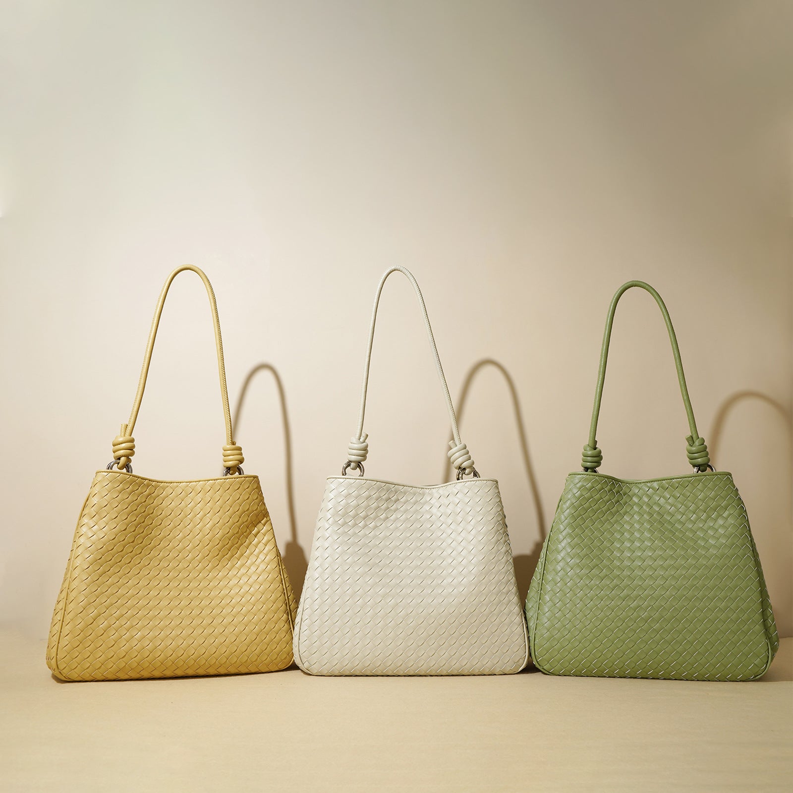 Knotted Strap Woven Tote Bag - Stylish Handmade Beach Bag for Women, Perfect for Shopping, Travel & Summer Outings