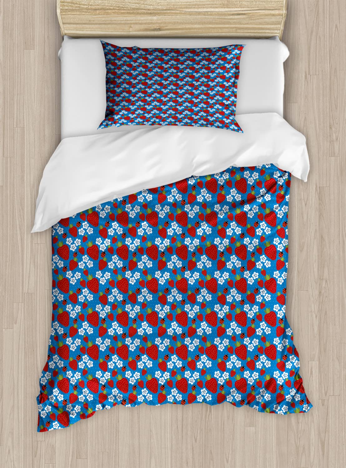 Ambesonne Ladybug Duvet Cover Set - Vibrant Strawberry Flower Summer Design with 2 Duvet Covers & 2 Pillowcases, Twin Size 2-Pack in Blue Ruby Green - Perfect for Kids' Bedrooms, Guest Rooms & Summer-Themed Decor