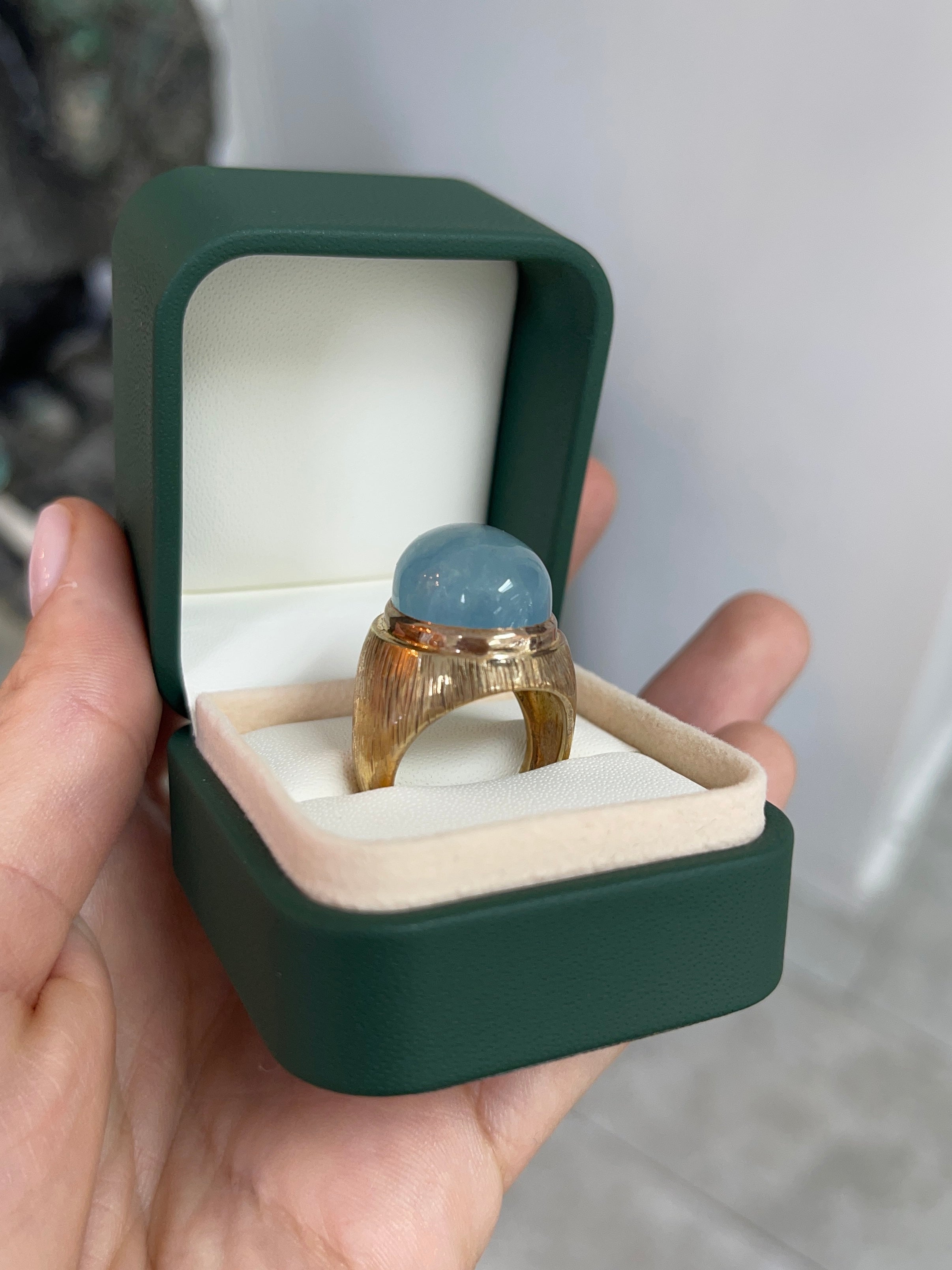 14K Gold 26.97ct Oval Cabochon Aquamarine Solitaire Ring for Men - Bluish Gray Gemstone Statement Jewelry, Perfect for Weddings, Anniversaries & Special Occasions