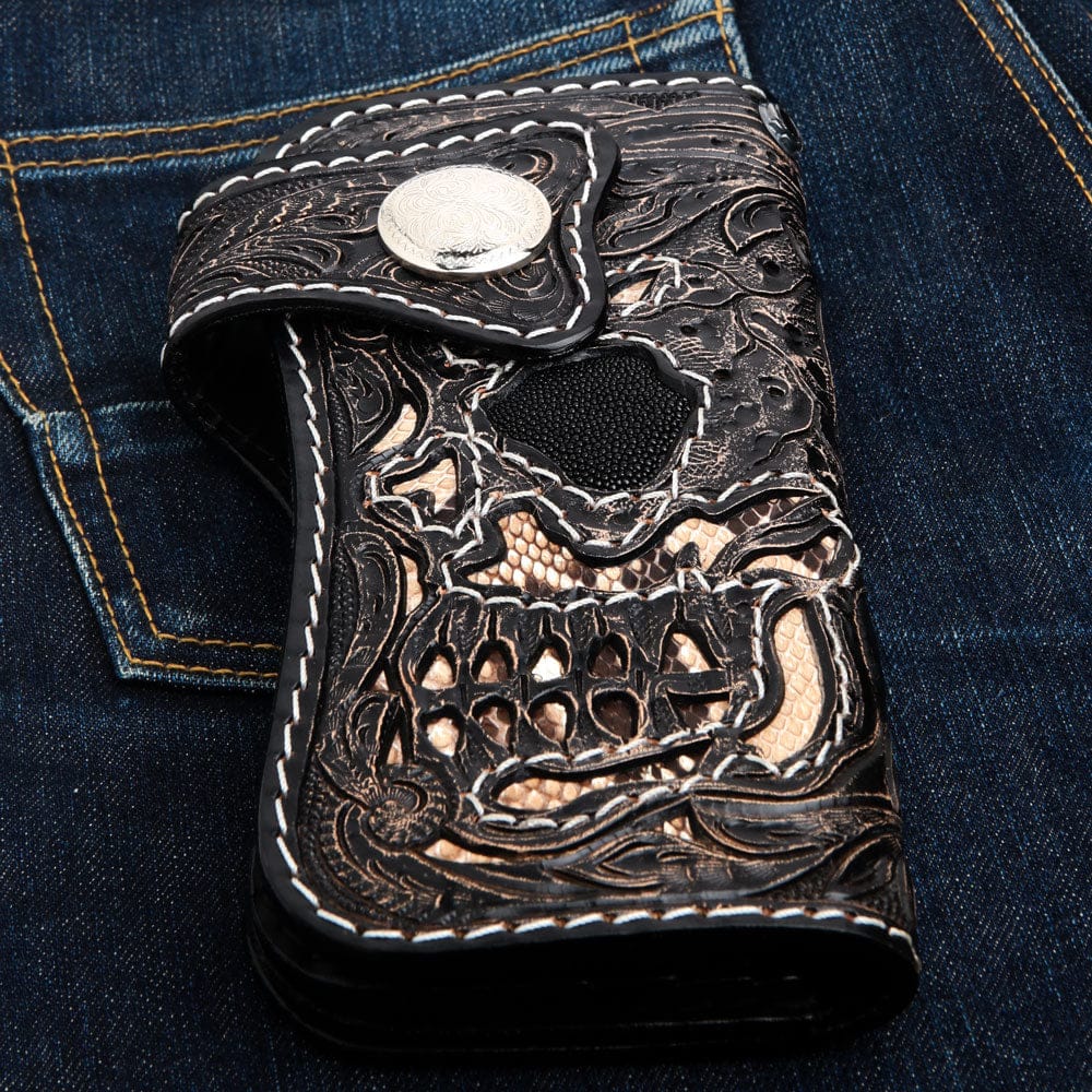 Devil Skull Genuine Leather Tooled Biker Wallet for Men - Handcrafted Gothic Motorcycle Wallet with Chain - Perfect for Bikers, Riders & Rock Fashion Enthusiasts
