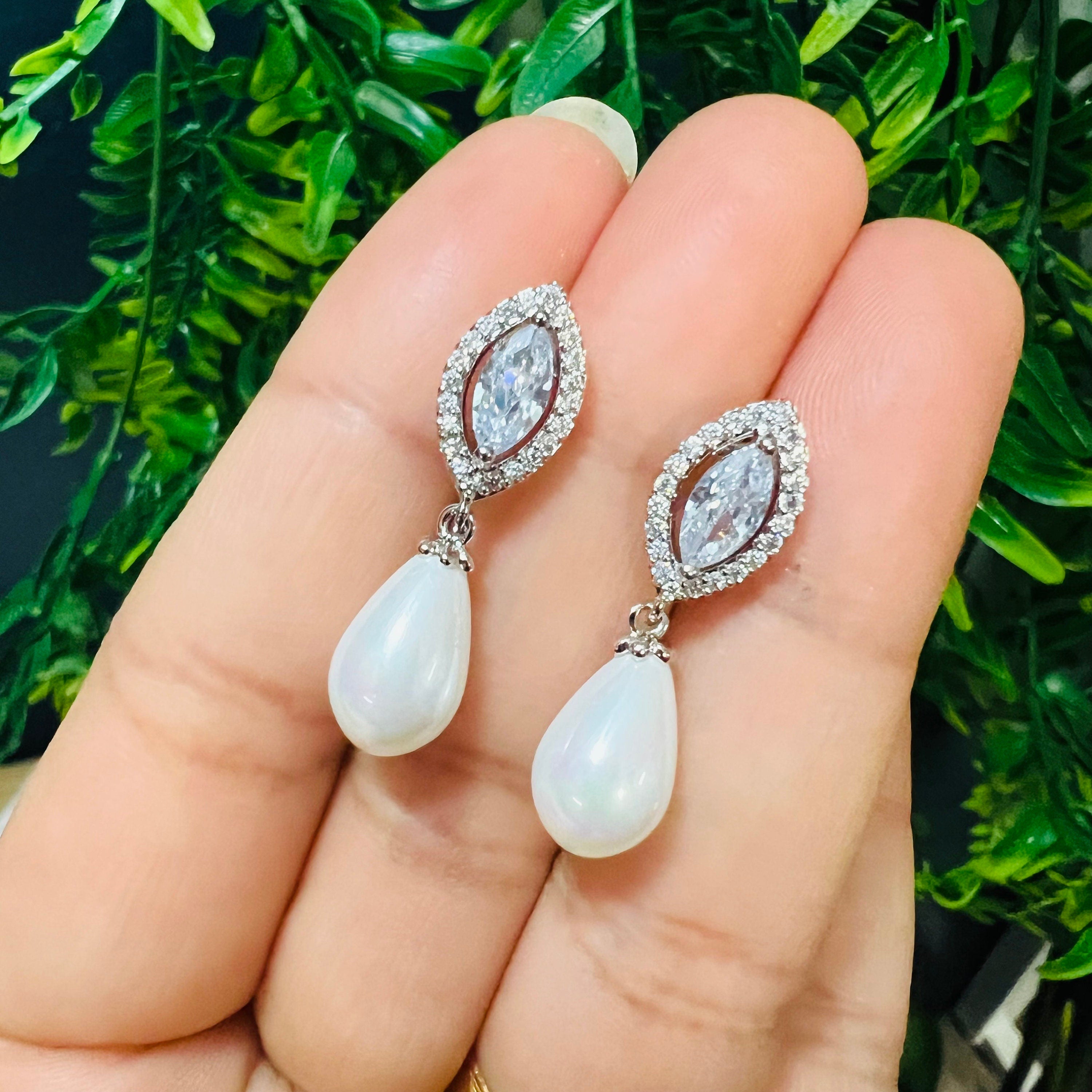 Exquisite CZ Pearl Drop Elegant Earrings for Women - Perfect Bridal Jewelry, Mother of Bride & Bridesmaid Gift - Ideal for Weddings, Anniversaries & Special Occasions