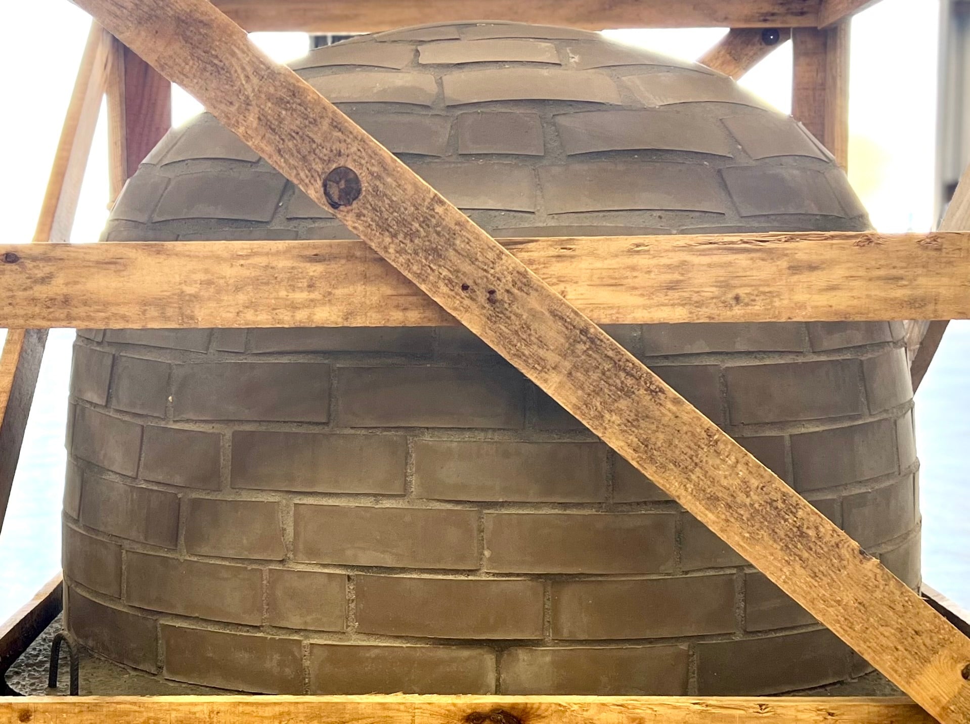 Premium Lume Alto Hybrid Pizza Oven - Brand New Model | Outdoor & Indoor Wood & Gas Pizza Maker for Backyard, Restaurant & Home Use