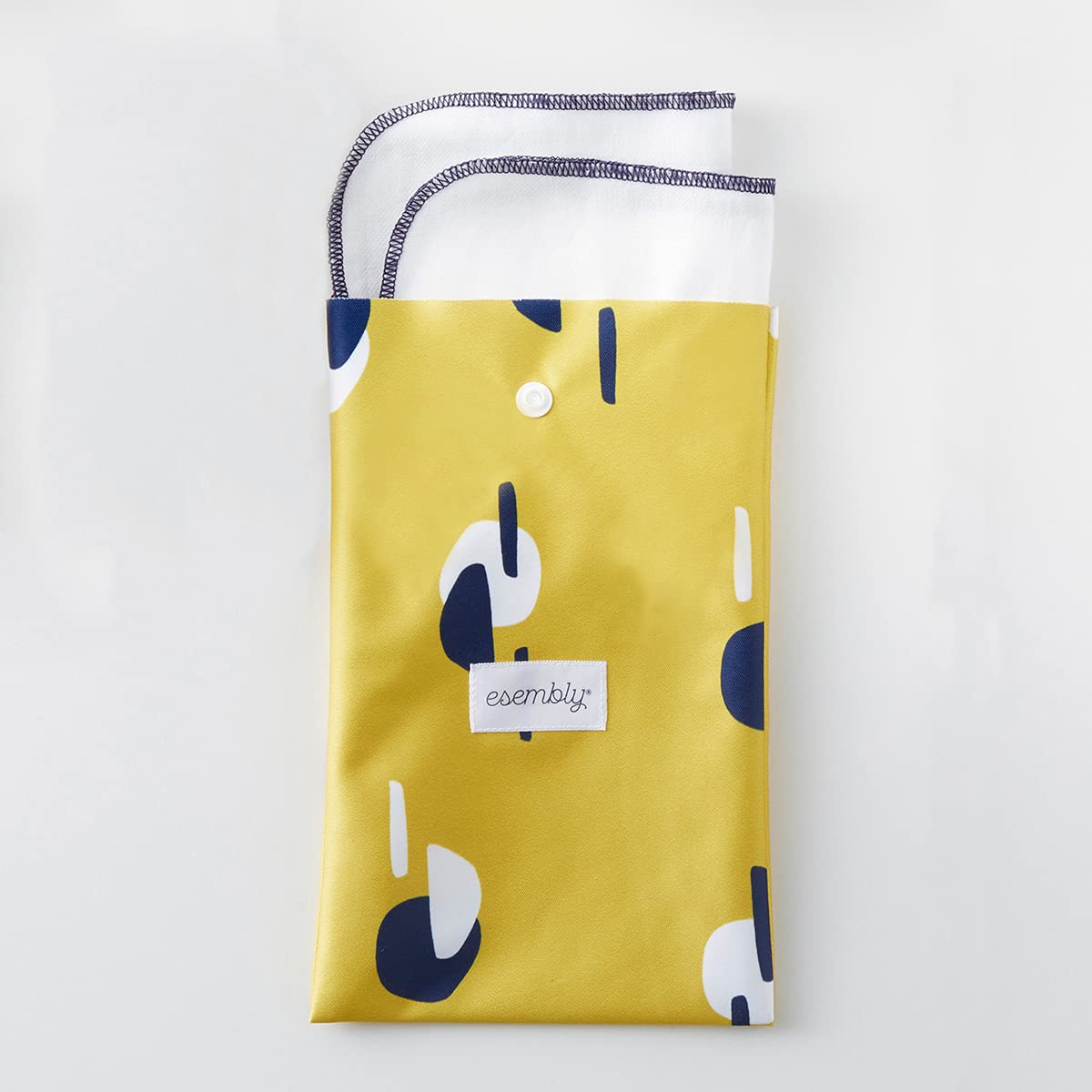 Waterproof Reusable Pouch for Wipes & Snacks - Travel Essentials