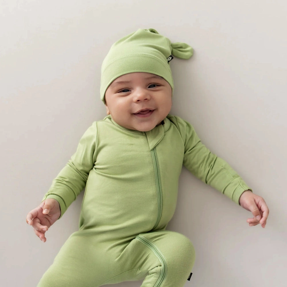 Kyte Baby Knotted Cap in Honu - Soft Organic Cotton Newborn Hat for Babies 0-12 Months - Perfect for Hospital, Photo Shoots, and Everyday Comfort