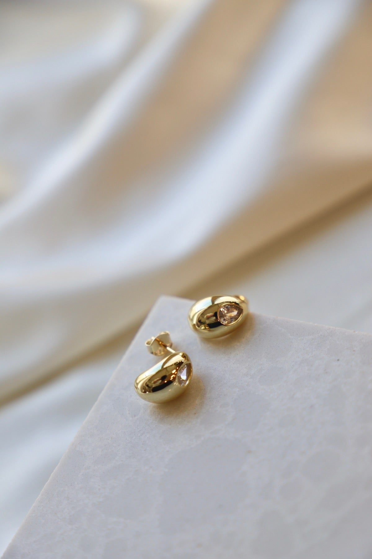 Premium 14K Gold Jasmine Flower Stud Earrings for Women - Elegant Floral Jewelry Gift for Her - Perfect for Weddings, Parties & Everyday Wear