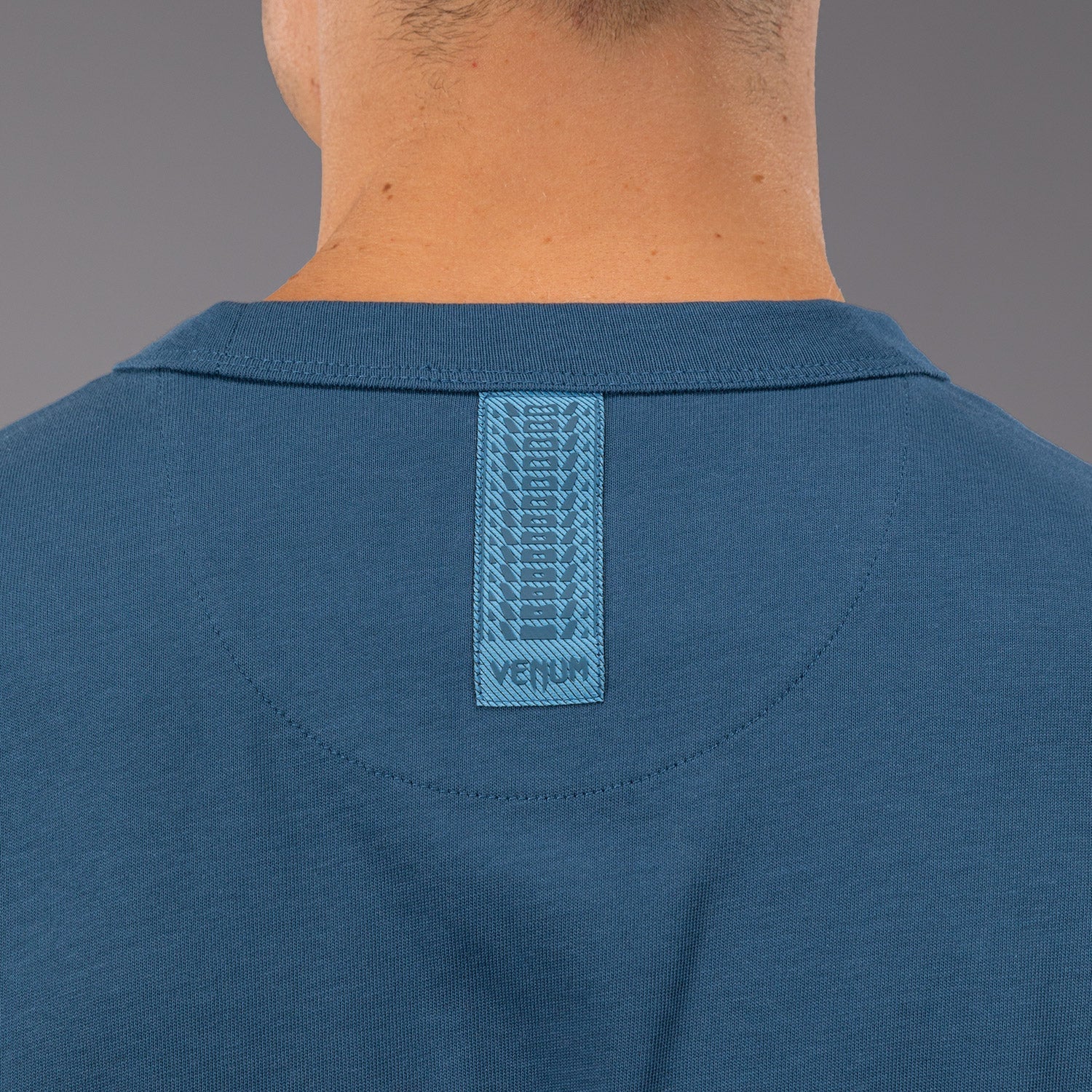 Venum Silent Power T-Shirt for Men - Peacock Blue - Lightweight, Breathable & Comfortable - Perfect for MMA, Training & Gym Workouts