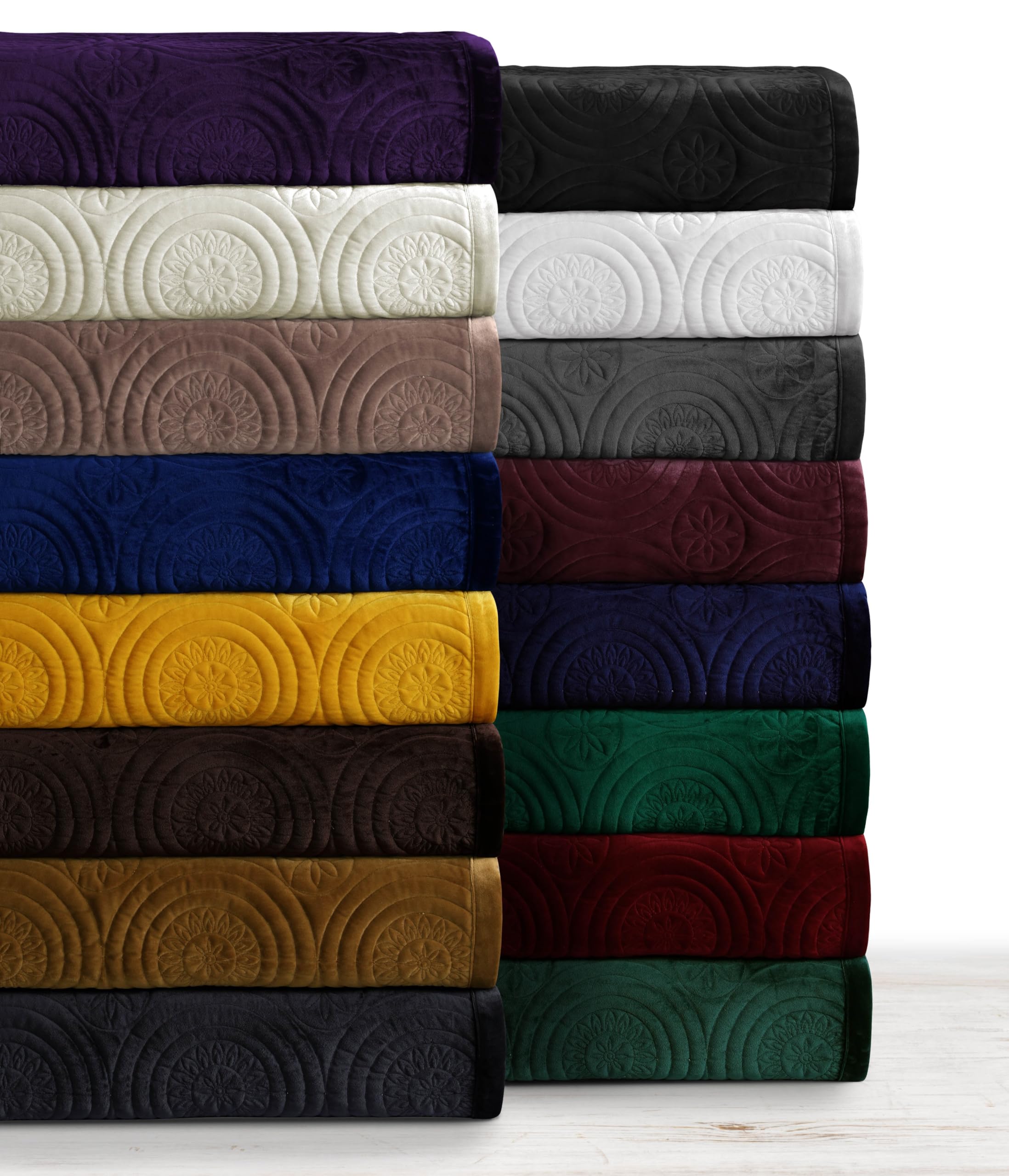Tribeca Living Oversized Velvet Quilt Set - 2 Piece Twin Bedding with 260GSM Soft Quilted Velvet, Includes Quilt & Sham in Black | Cozy & Luxurious for Bedroom Decor, Guest Room, Dorm Essentials