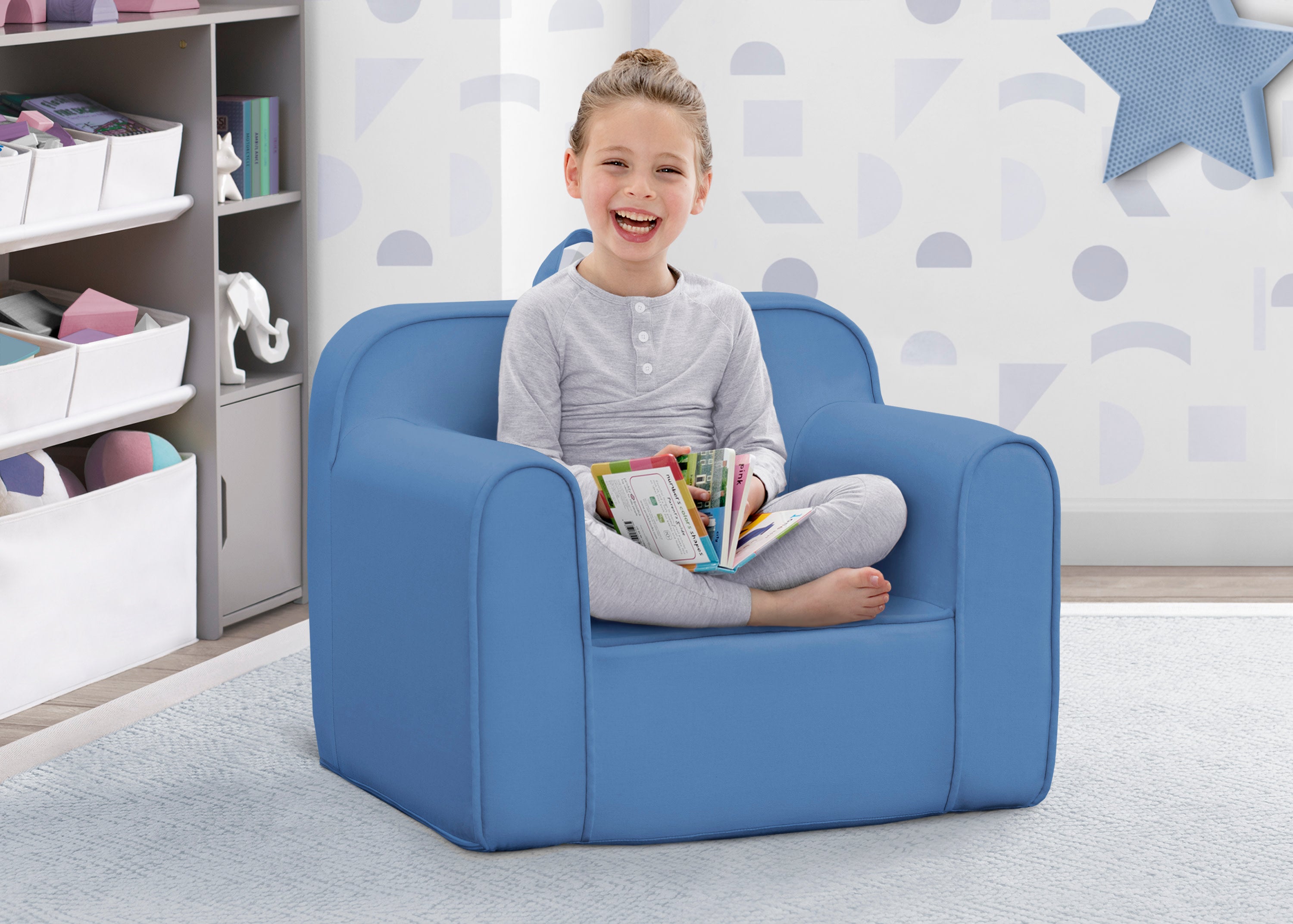 Cozy Kids Chair - Ergonomic & Comfortable Children's Chair for Reading, Gaming & Relaxation - Perfect for Bedrooms, Playrooms & Daycare Centers