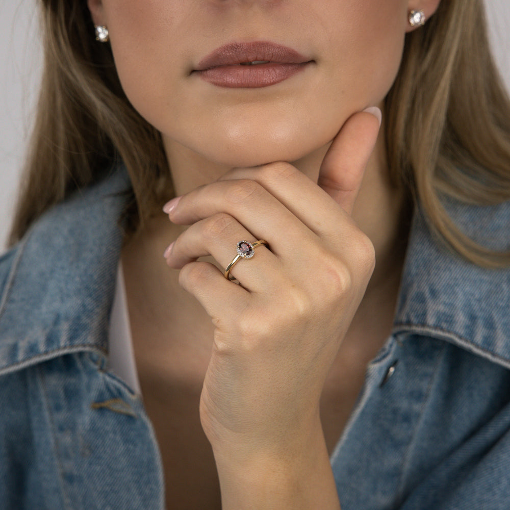 0.56 Carat Red Garnet and Diamond Ring in 9ct Yellow Gold - Elegant Jewelry for Women, Perfect for Engagement, Anniversary & Special Occasions