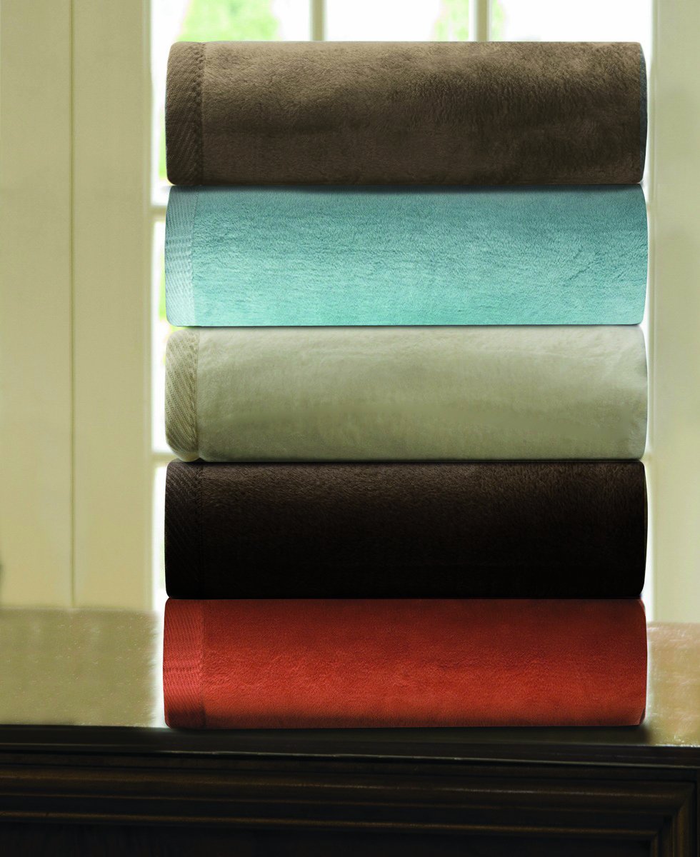 Premium Soft Cashmere Throw Blanket for Bed, Sofa & Couch - Luxury Acrylic Cotton Blend Blanket Imported from Portugal - King Size Cream Blanket for Home, Office & Travel - Cozy Gift for Winter Nights