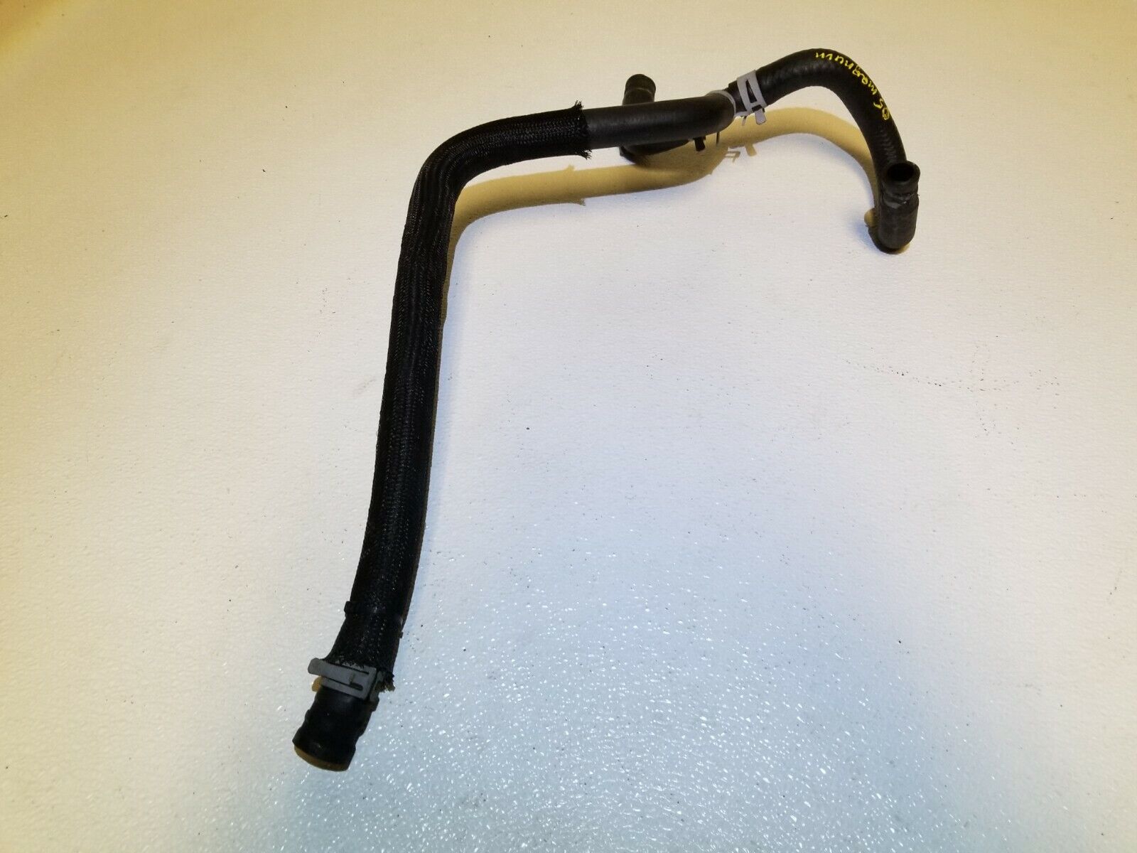 2005-2007 Dodge Magnum RT 5.7L V8 Engine Radiator Lower Coolant Hose Pipe - OEM Replacement Part for Cooling System Repair | Perfect for Dodge Magnum Performance Upgrades & Maintenance