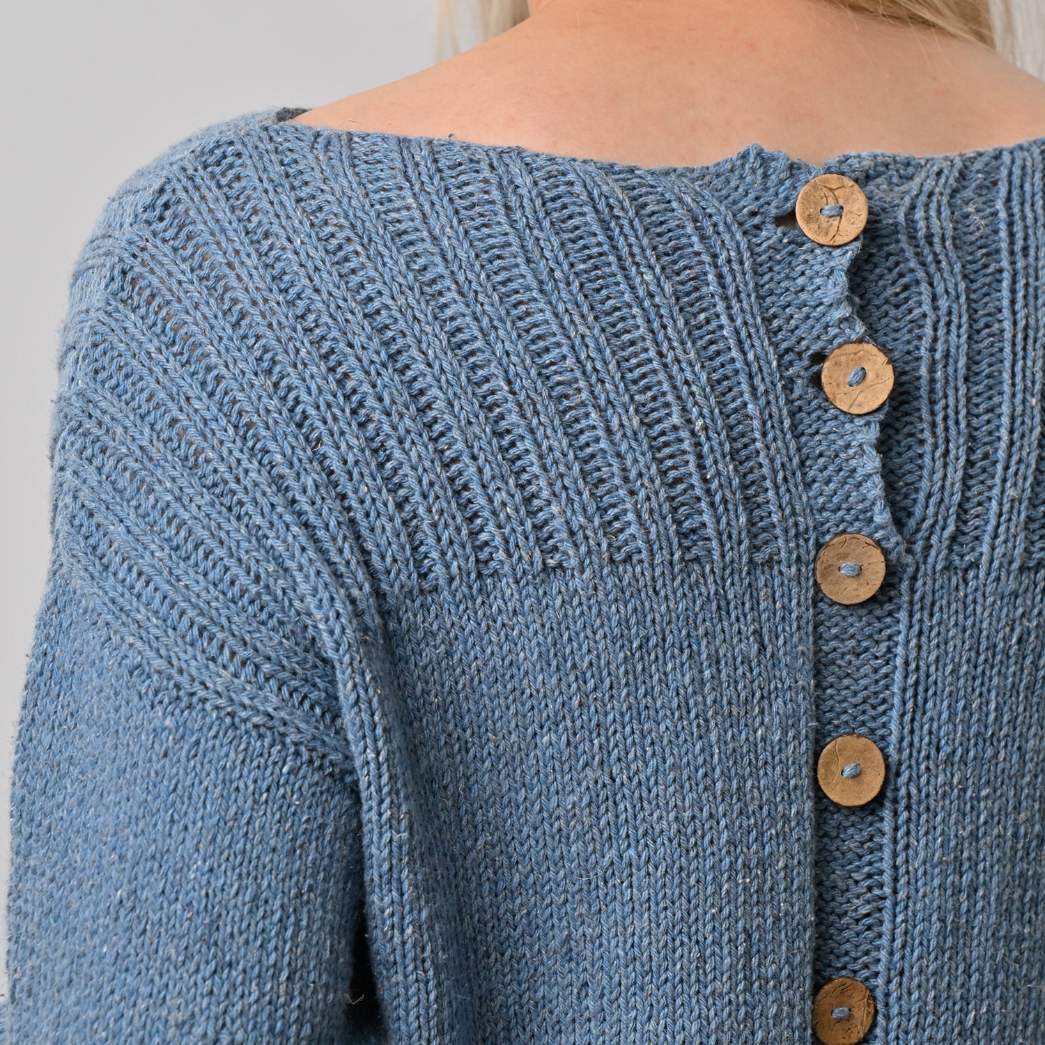 DIY Summer Jumper Knitting Kit for Beginners - Complete Crochet Set with Yarn, Needles & Patterns - Perfect for Home Crafting, Gift Making & Relaxation Activities