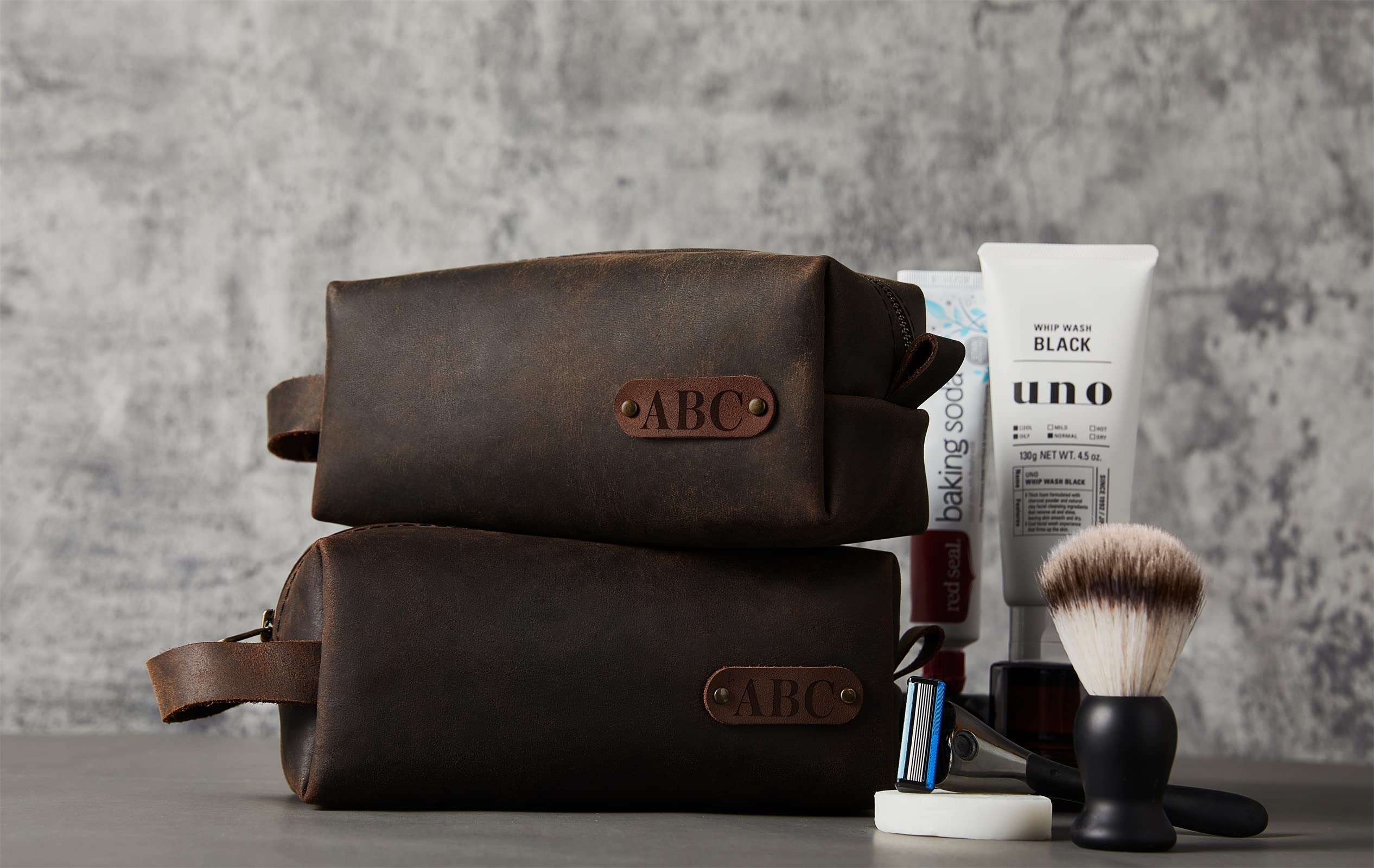 Personalized Leather Travel Toiletry Bag for Men - Hanging Dopp Kit & Shaving Bag - Unique Wedding, Anniversary & Birthday Gifts for Groomsmen - Perfect for Travel, Business Trips & Grooming Essentials
