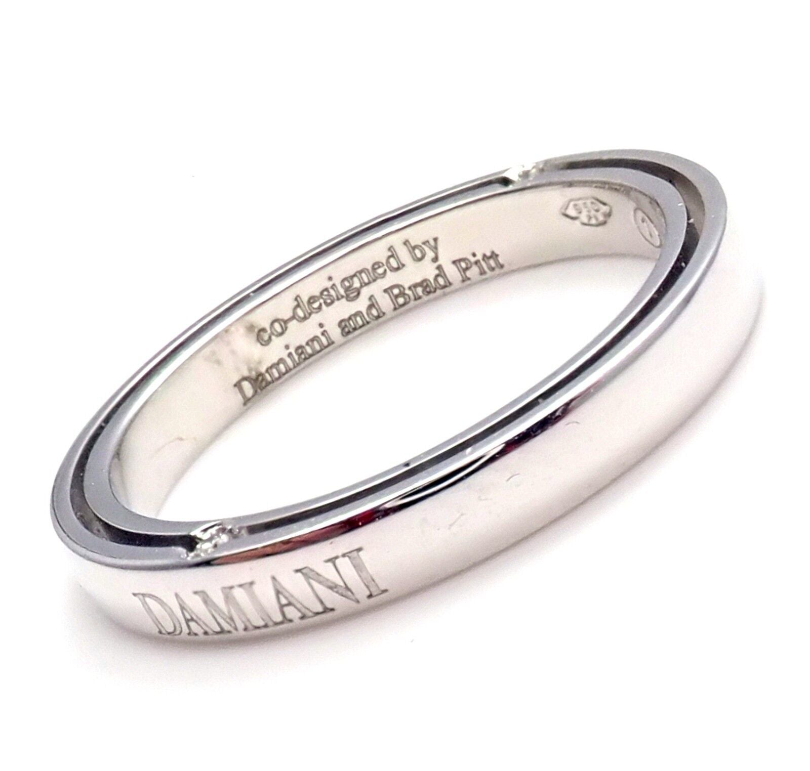 Authentic Damiani Brad Pitt Platinum 4 Diamond 3mm Band Ring Size 8.25 - Luxury Men's Wedding Band for Special Occasions & Gifts