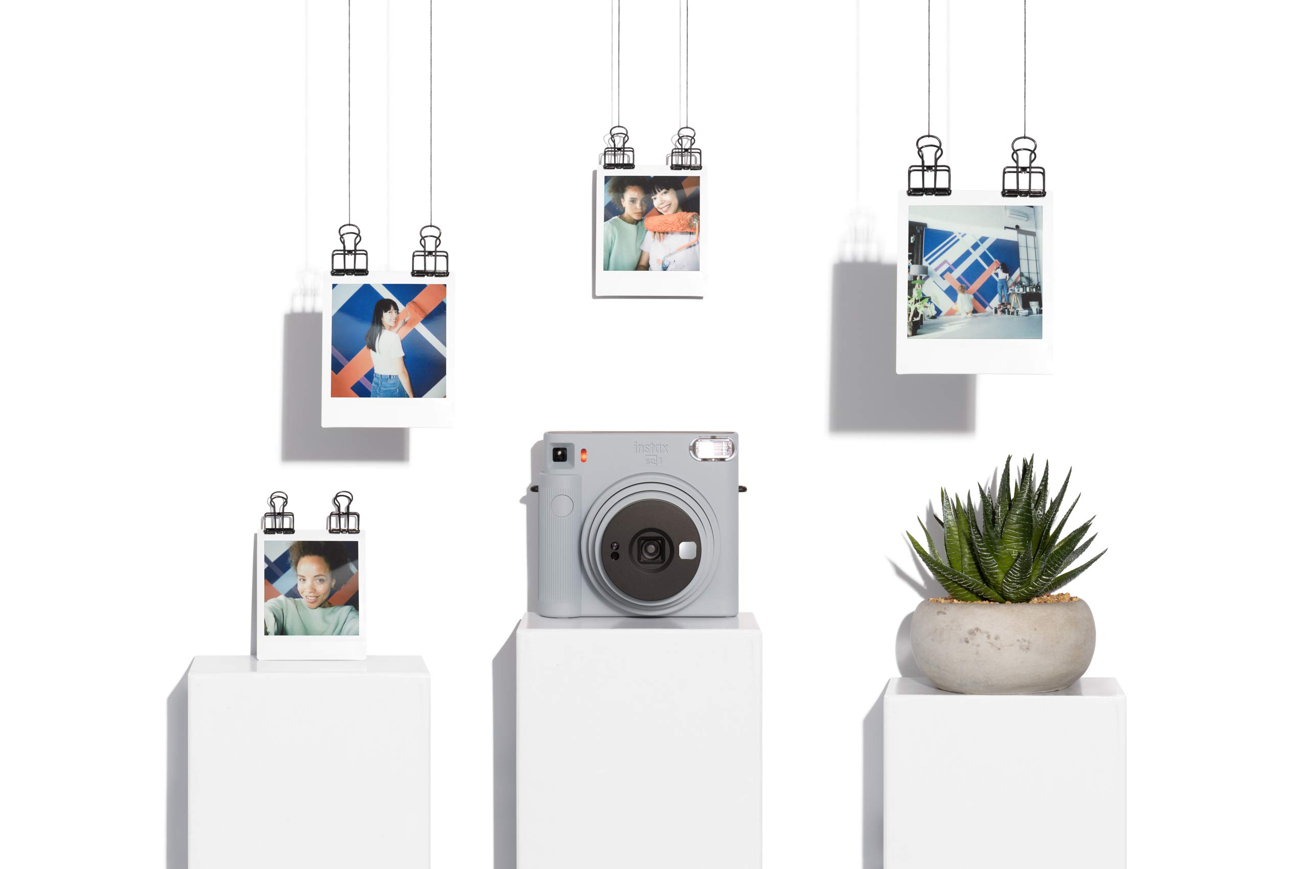 Fujifilm Instax Square SQ1 Instant Camera - Square Format Instant Film Camera with Auto Exposure for Travel, Parties & Memories (Ivy Green)