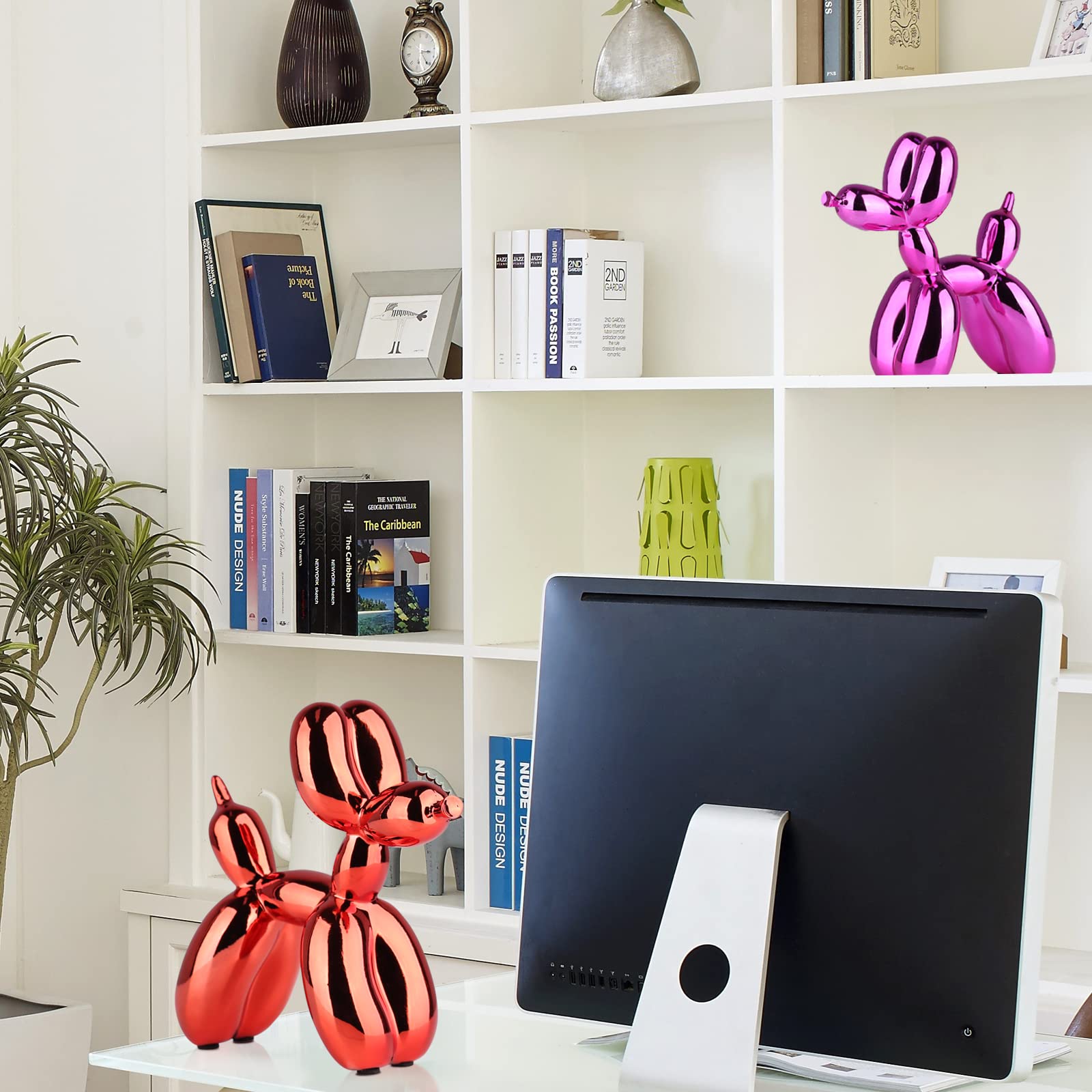 Gold Balloon Dog Sculpture - Modern Animal Statue for Office & Preppy Room Decor | Cute Small Figurine Gift for Home, Desk & Party Decorations