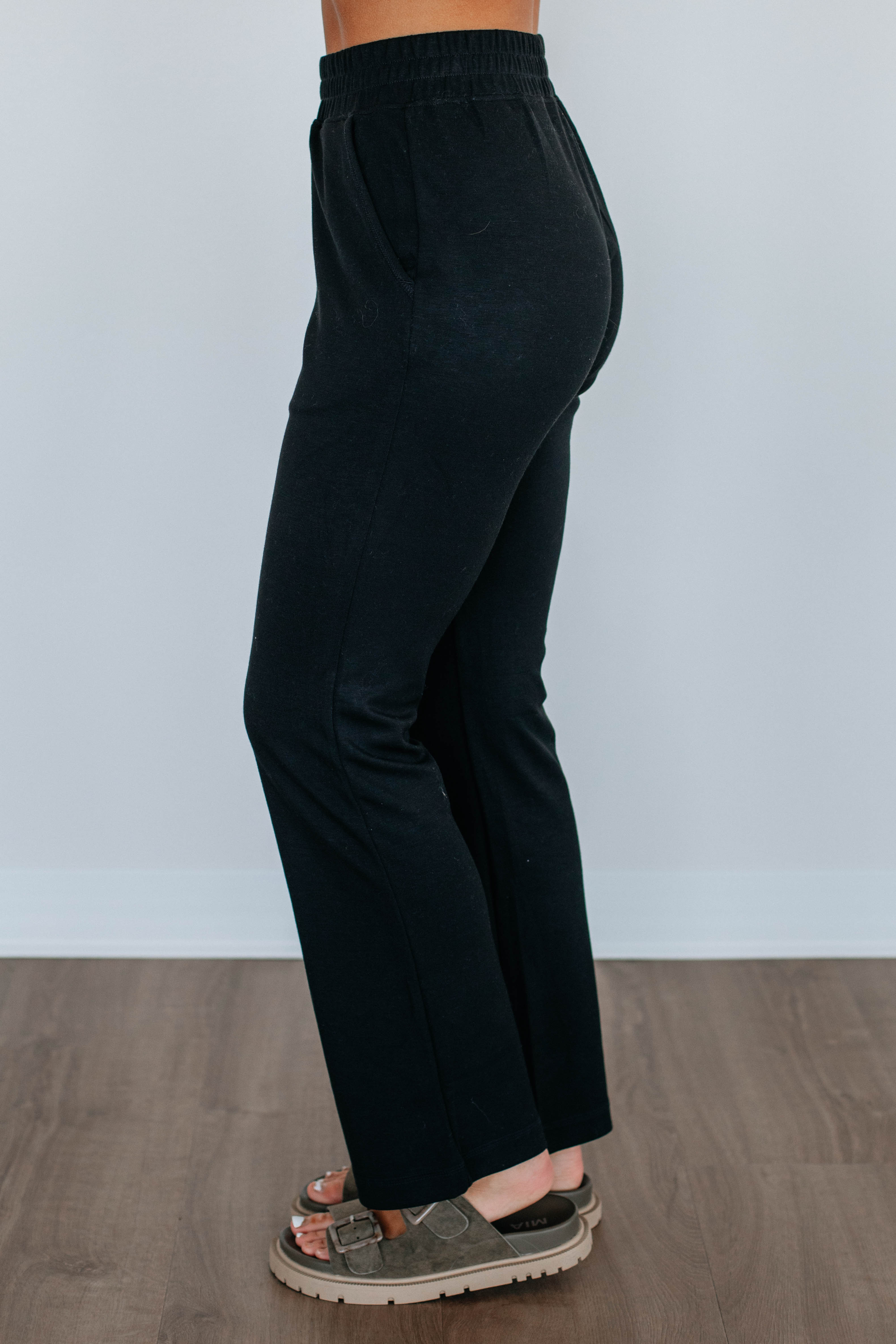 Done Deal Active Pants for Women - High Waisted Yoga Pants with Pockets - Comfortable Workout Leggings for Running, Gym & Lounge Wear