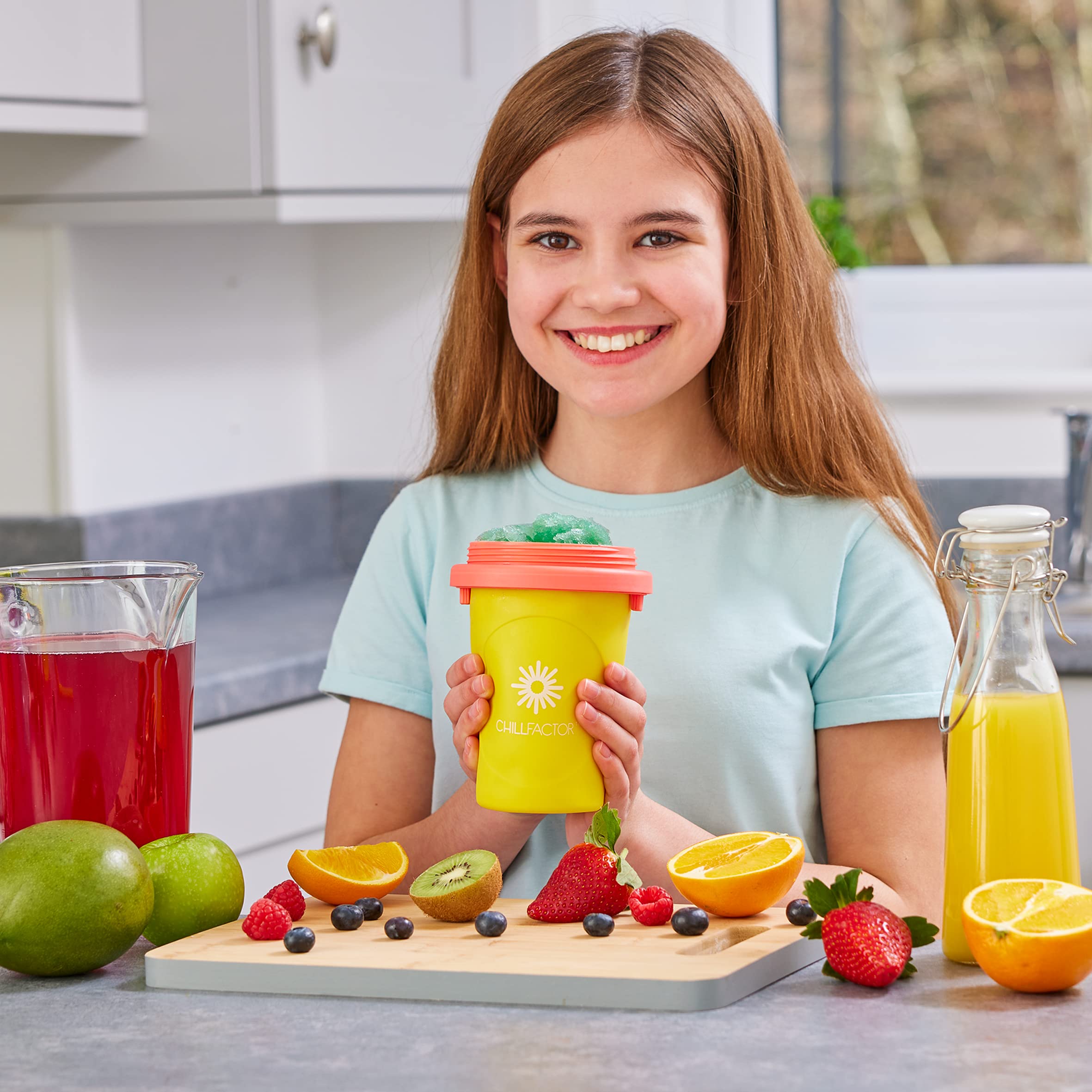 ChillFactor 07950 Mango Mania Reusable Slushy Maker - DIY Homemade Squeeze Cup for Frozen Drinks, Kitchen Toys, One Size, Red - Perfect for Summer Parties, Kids Activities & Backyard BBQs