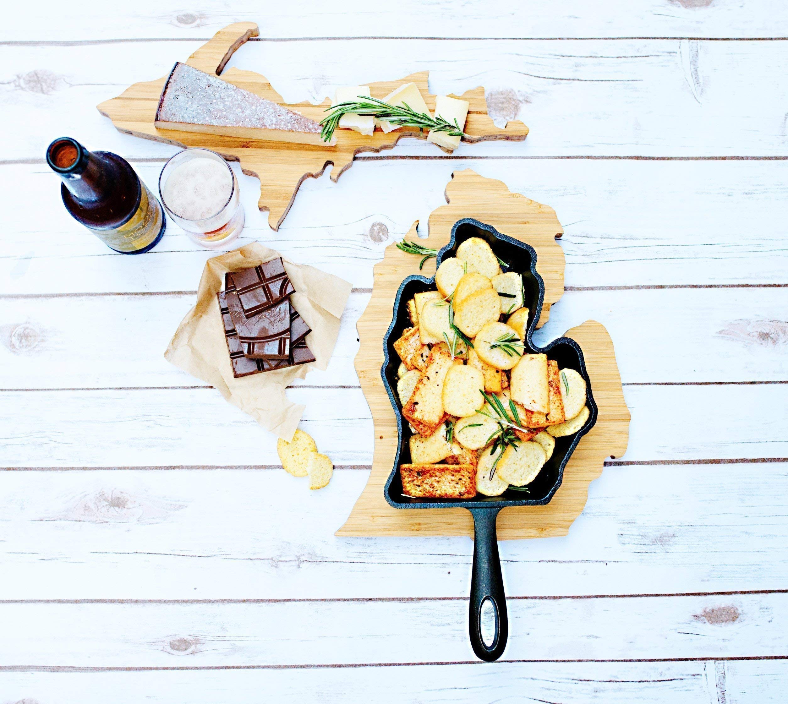 Michigan Pre-Seasoned Cast Iron Skillet - American Made Heirloom Quality Cookware for Stovetop, Oven & Outdoor Cooking